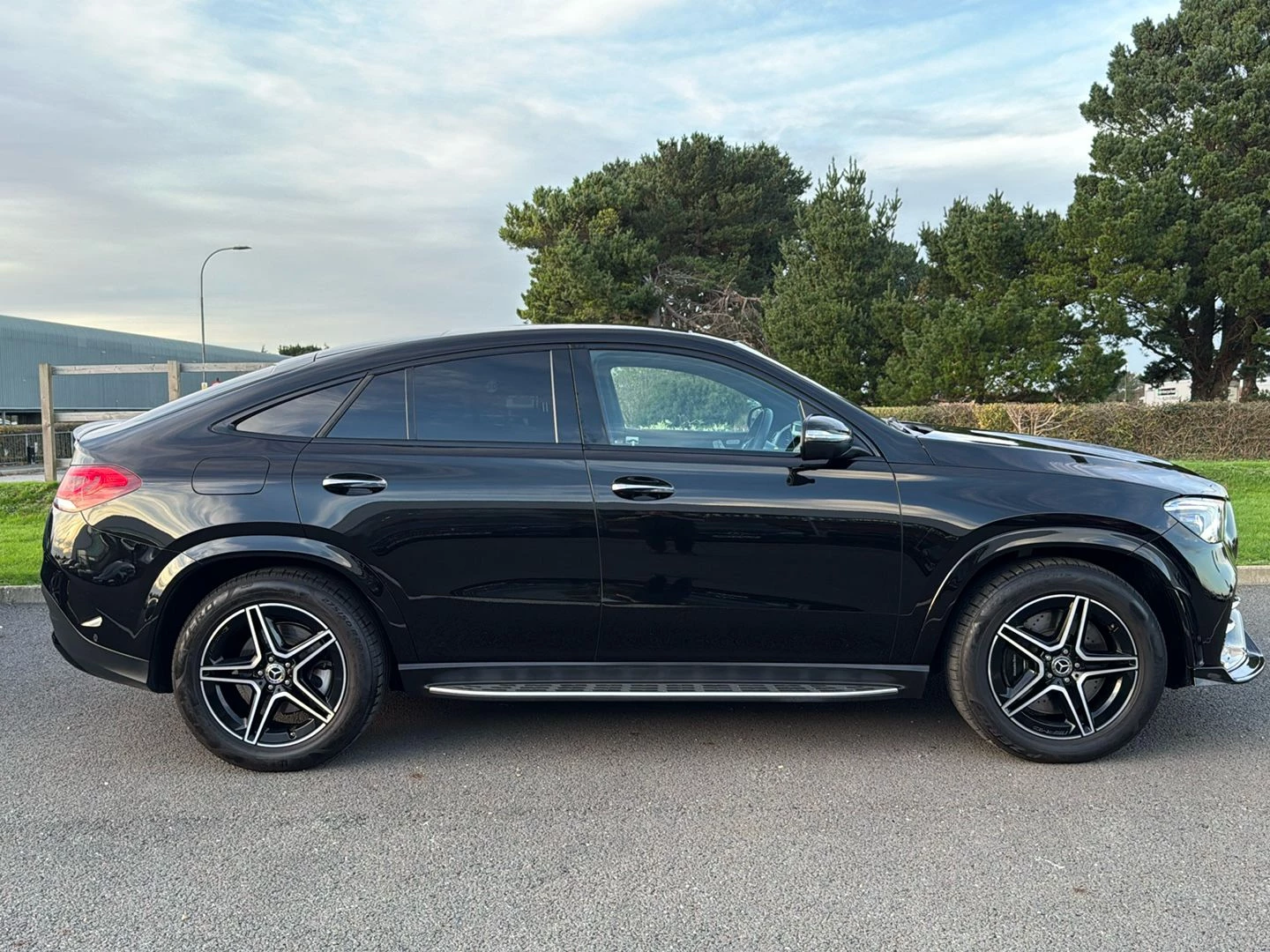 Mercedes-Benz GLE COUPE GLE 400d 4Matic AMG Line Premium + 5dr 9G-Tronic