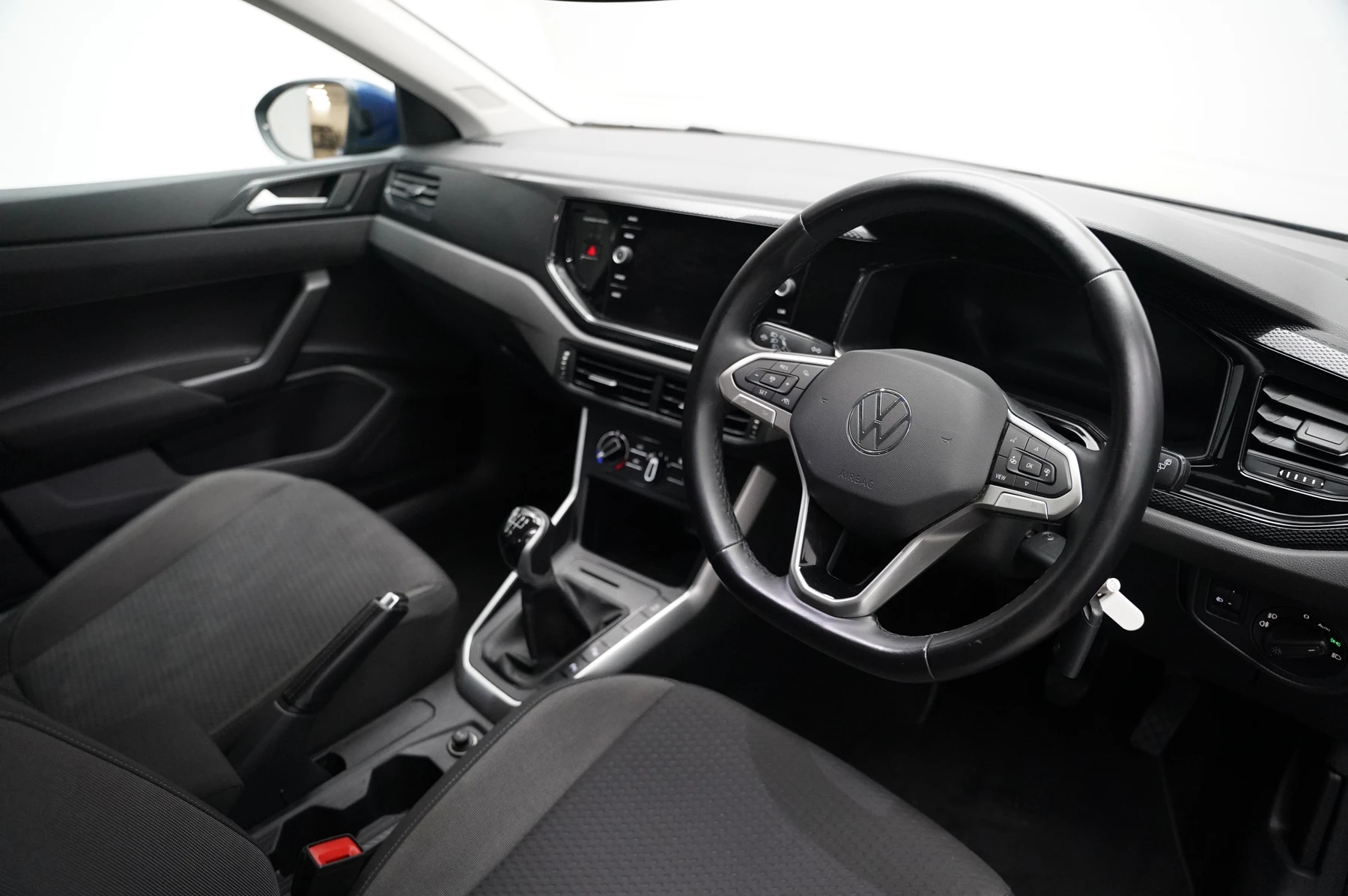 Volkswagen-Taigo-image-5