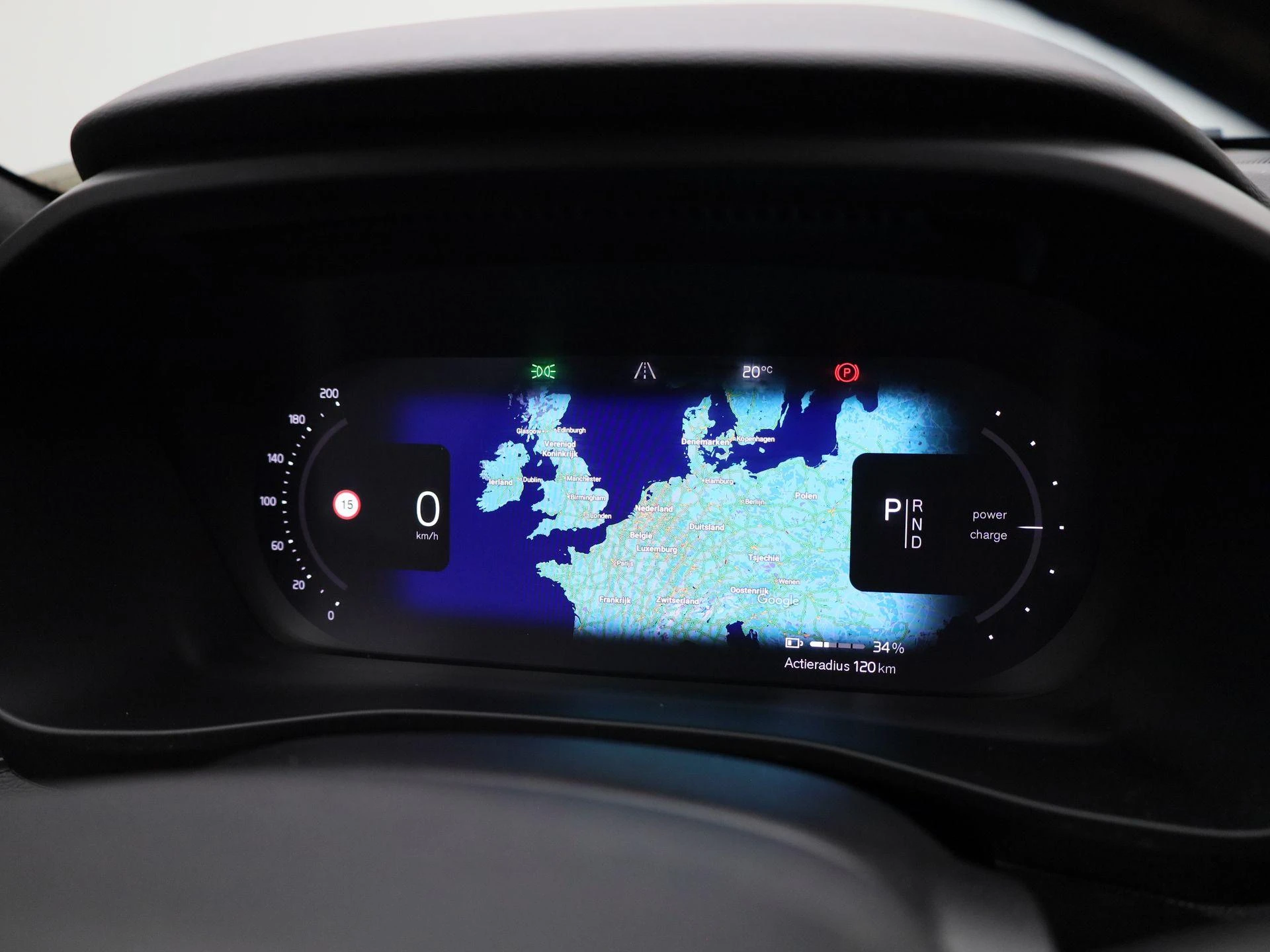 Volvo-XC40-image-28