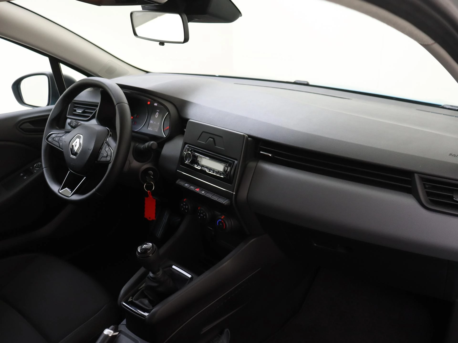 Renault-Clio-image-4