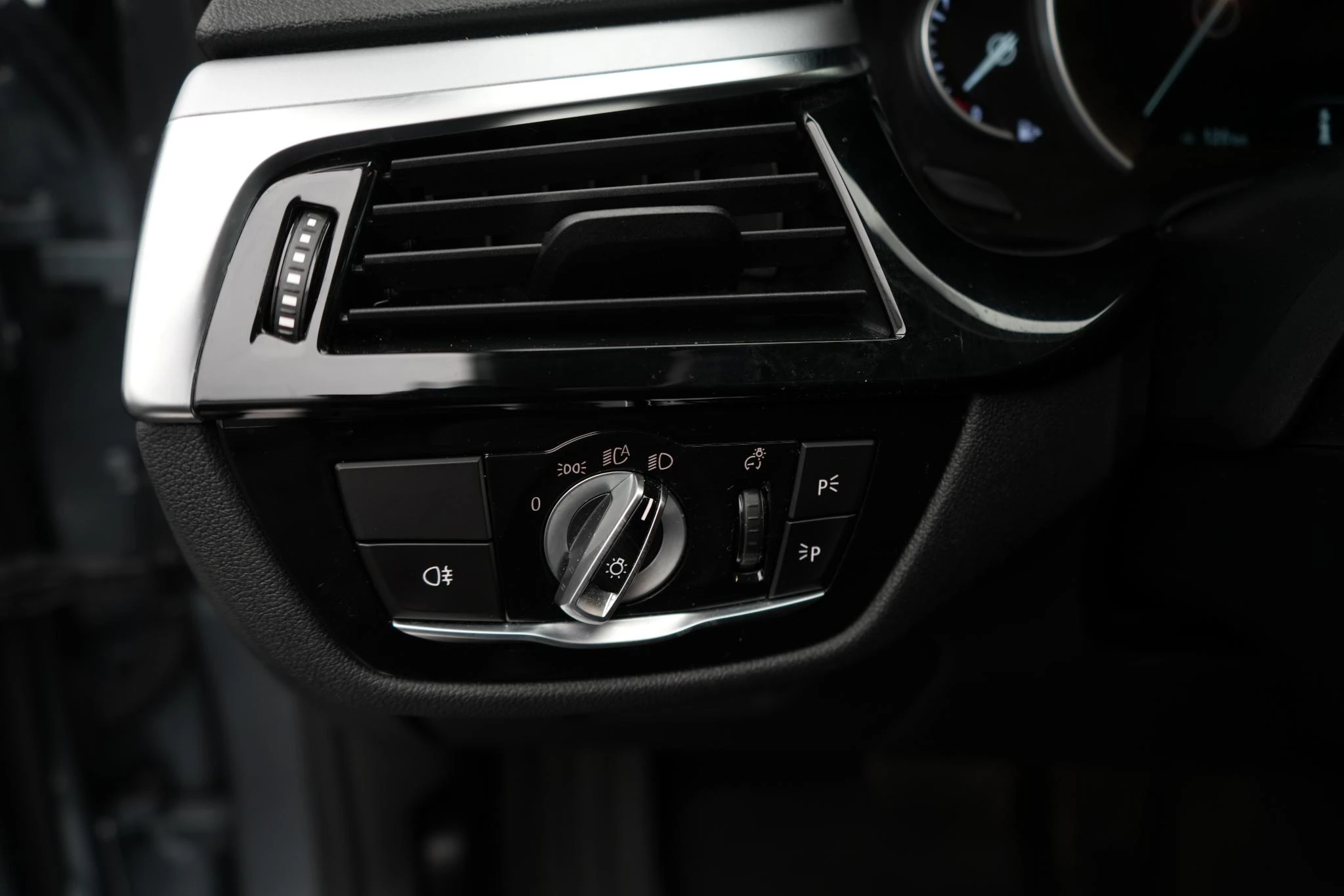 BMW-5 Serie-image-15