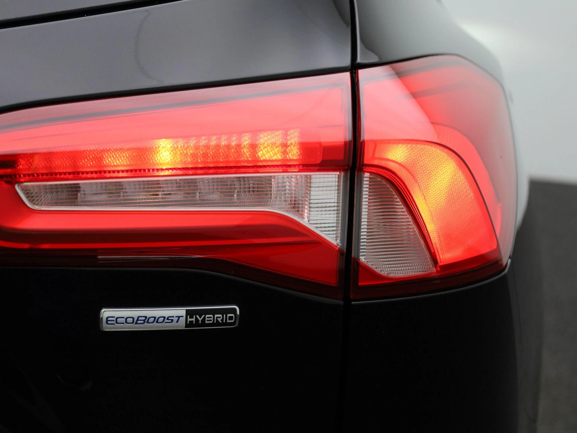 Ford Focus Wagon 1.0 EcoBoost Hybrid ST Line X Business
