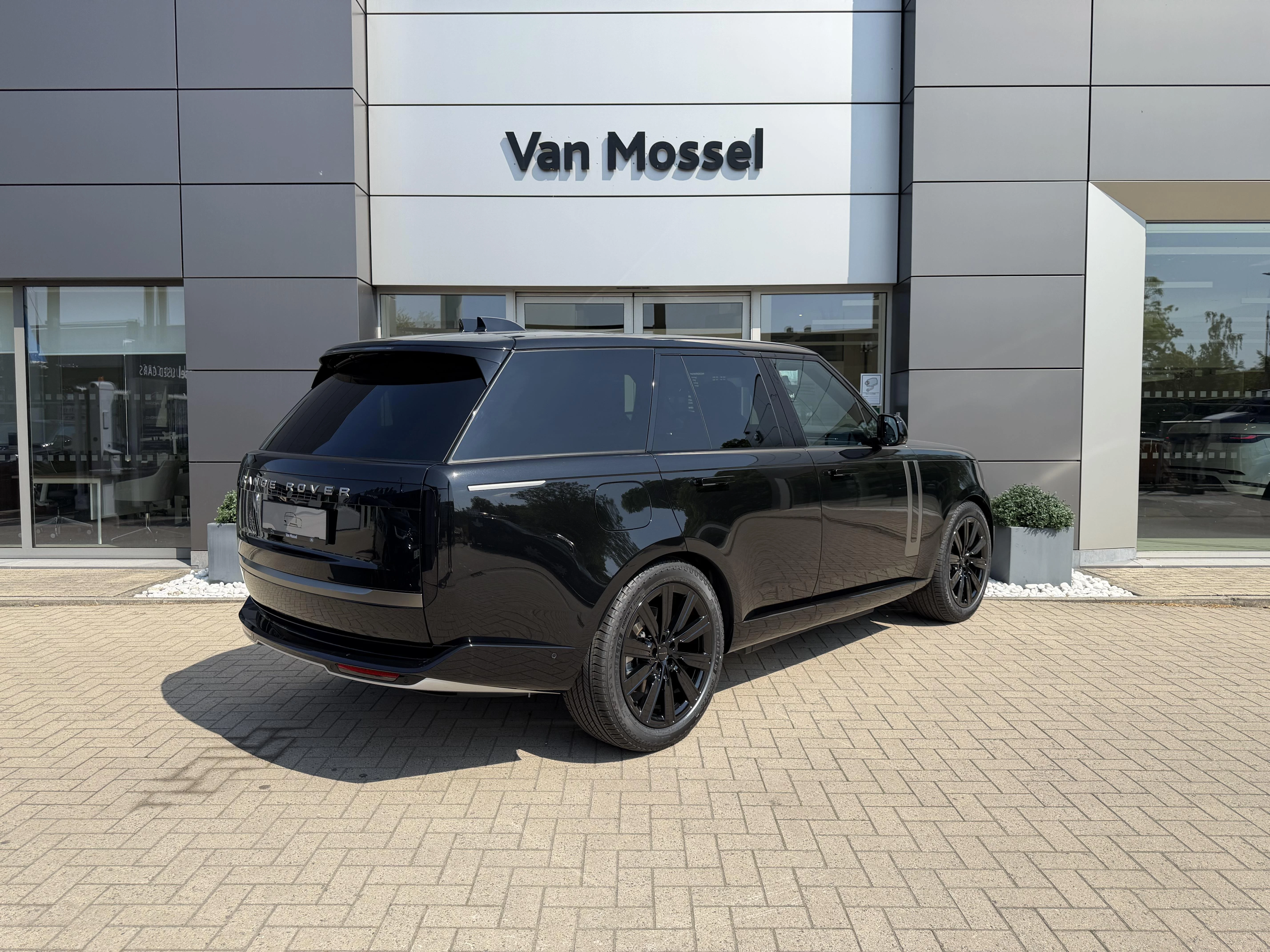 Land Rover Range Rover SWB P460e SE AWD Auto. 26MY