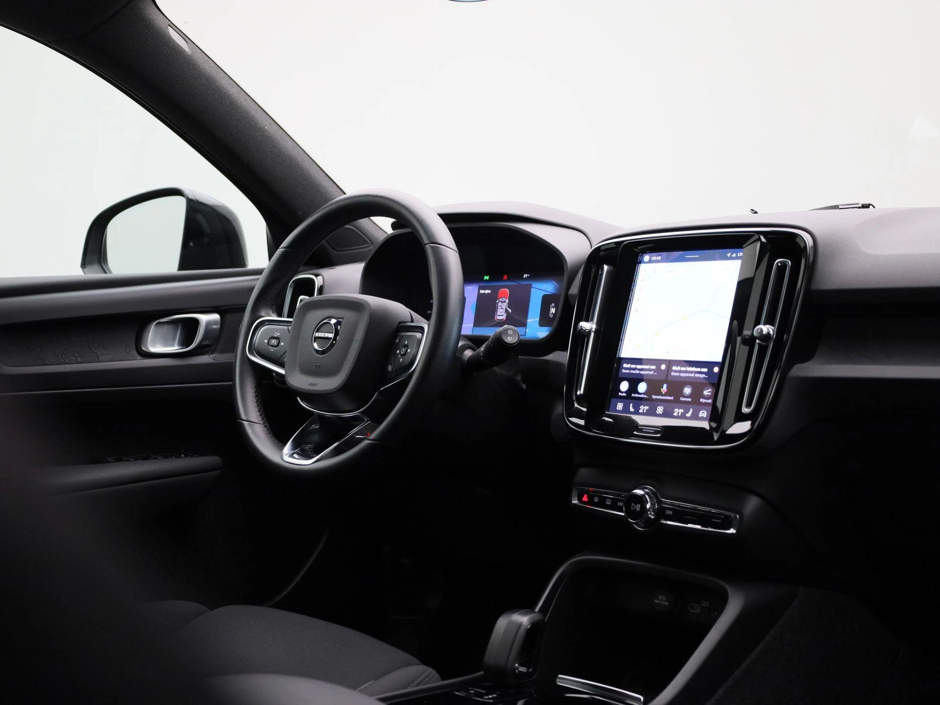 Volvo-XC40-image-33