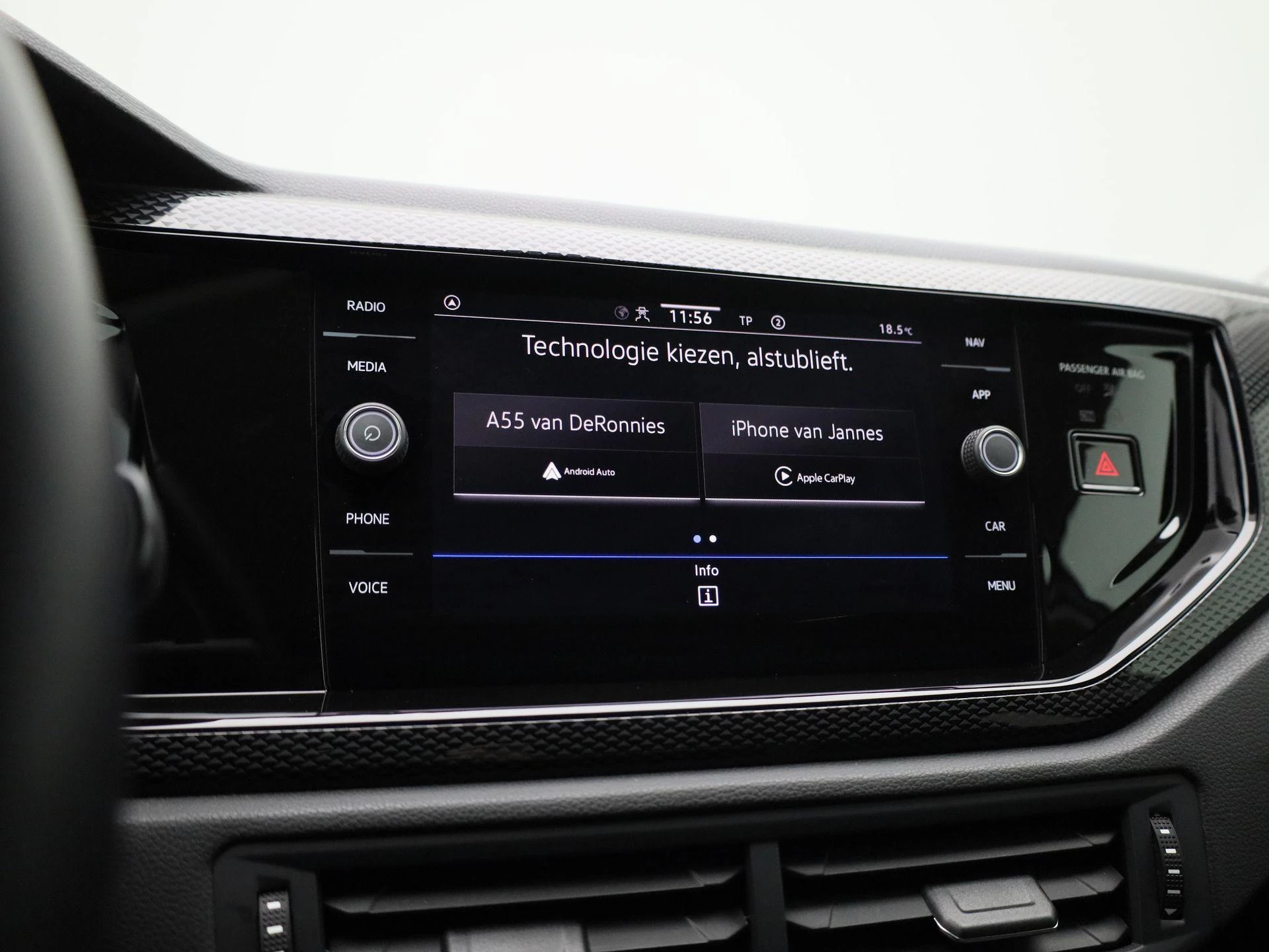 Volkswagen-Polo-image-23