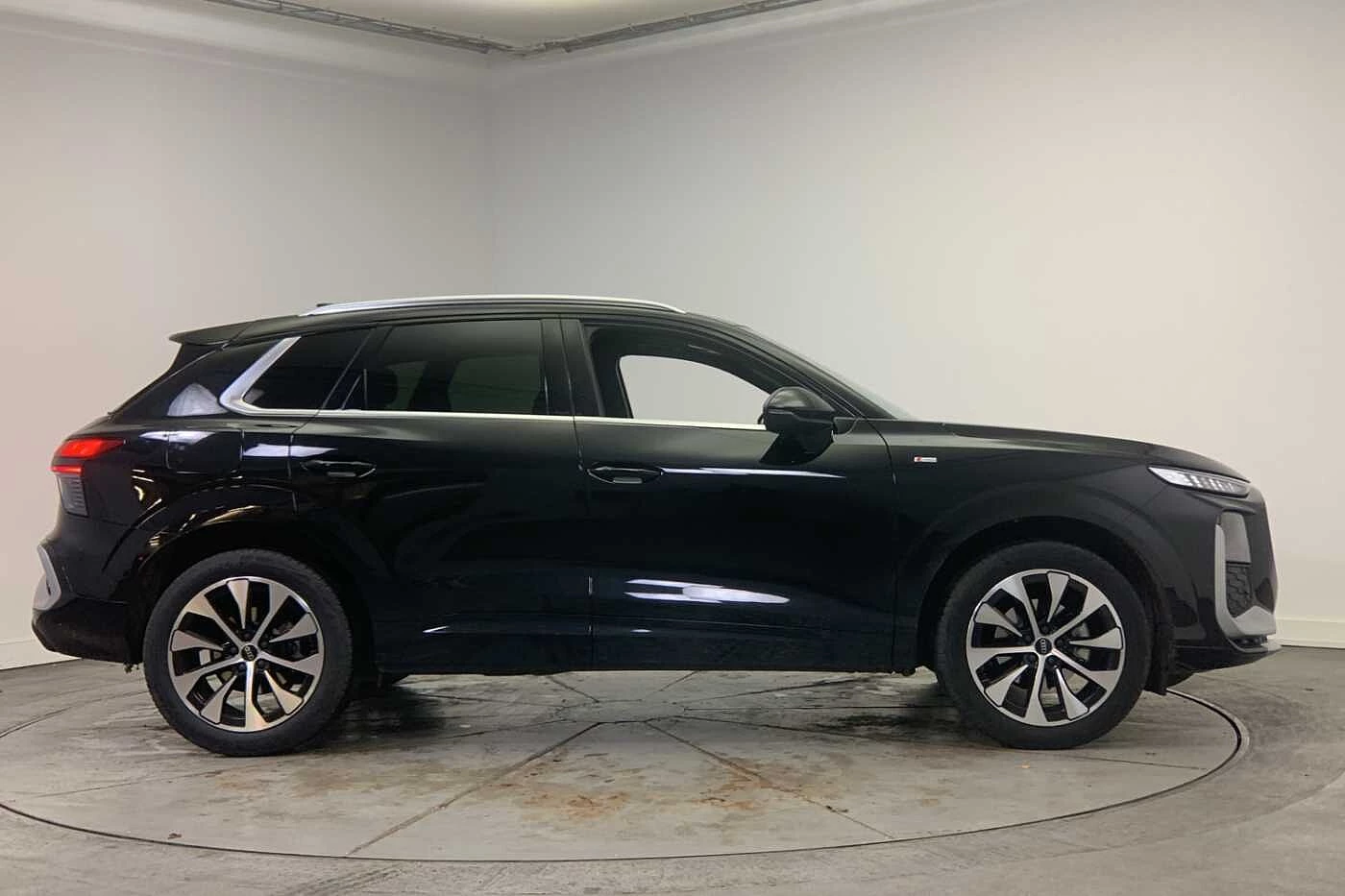 Audi-Q3-image-3