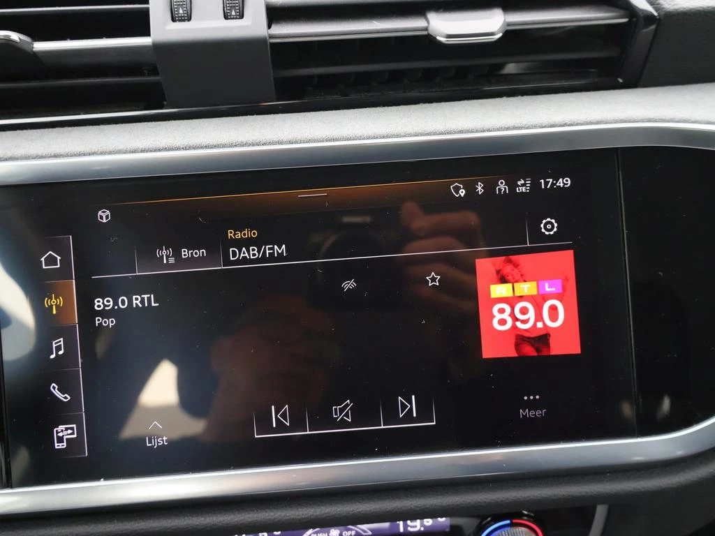 Audi Q3 PHEV Attraction PHEV 45TFSIe *AUTOMAAT*ACC*PDC*VIRTUAL COCKPIT*LANE ASSIST*...*