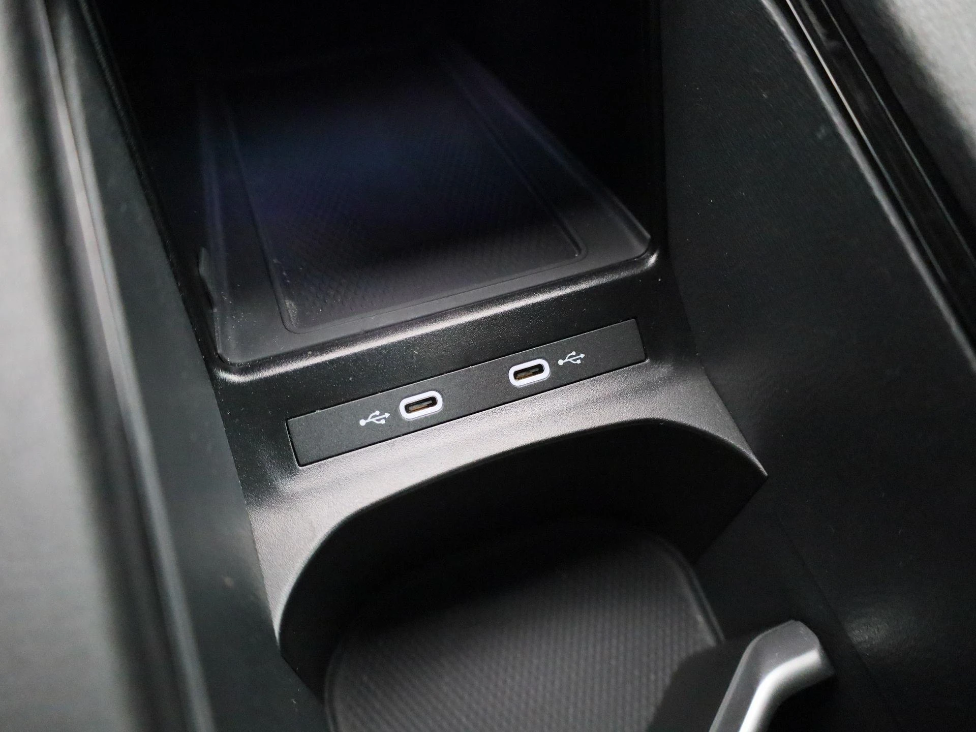 Volkswagen-ID.4-image-25