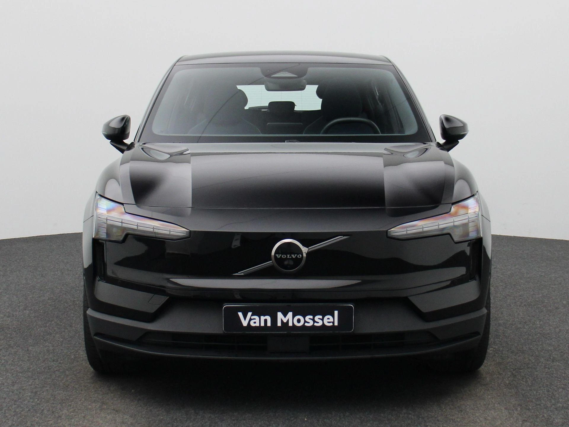 Volvo-EX30-image-2