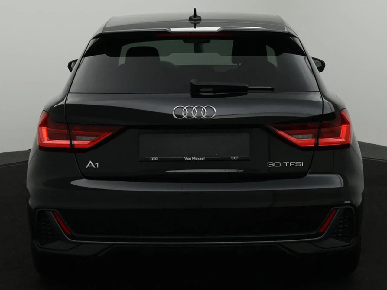 Audi-A1 Sportback-image-4