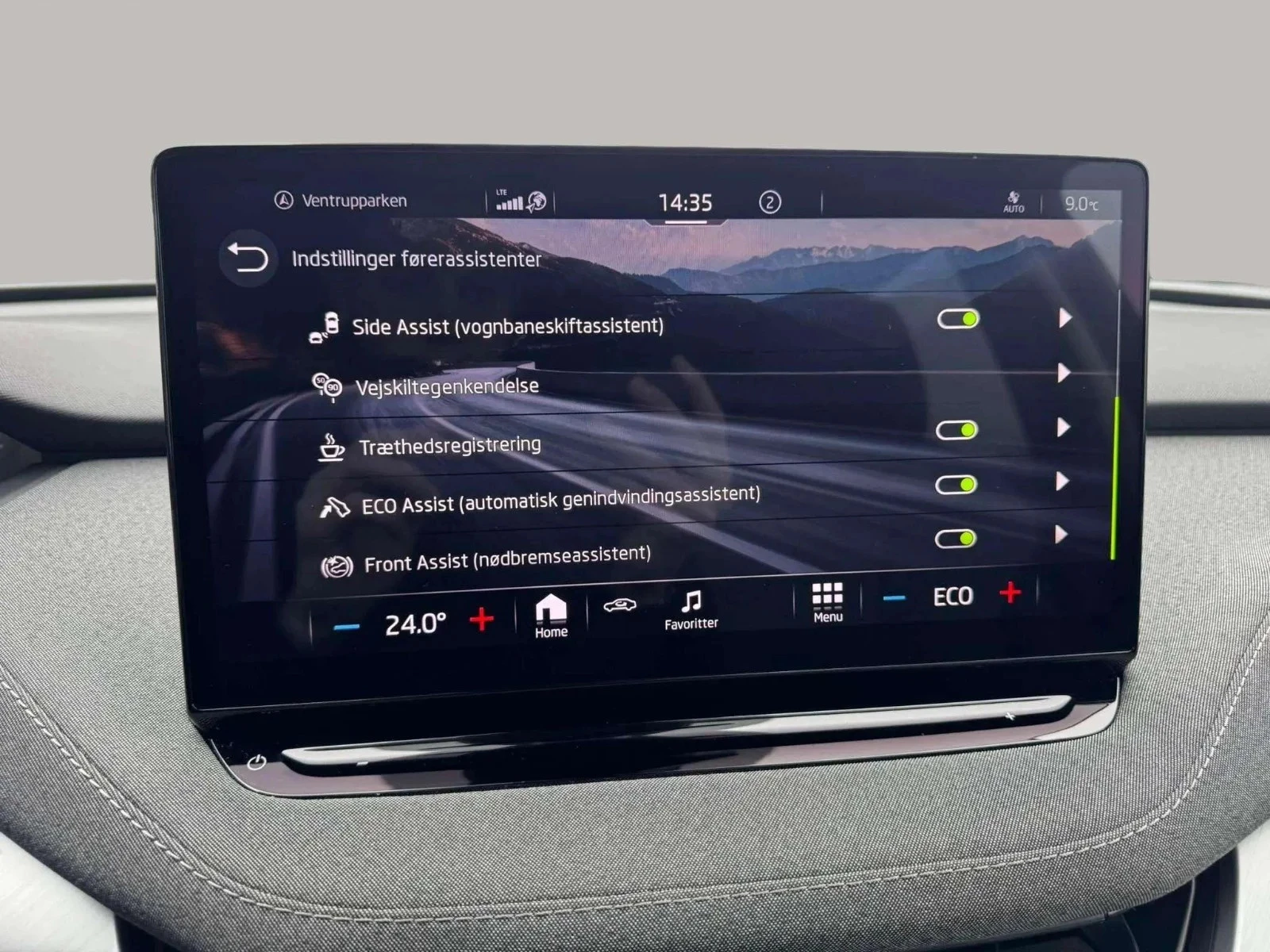 Škoda-Enyaq iV-image-13