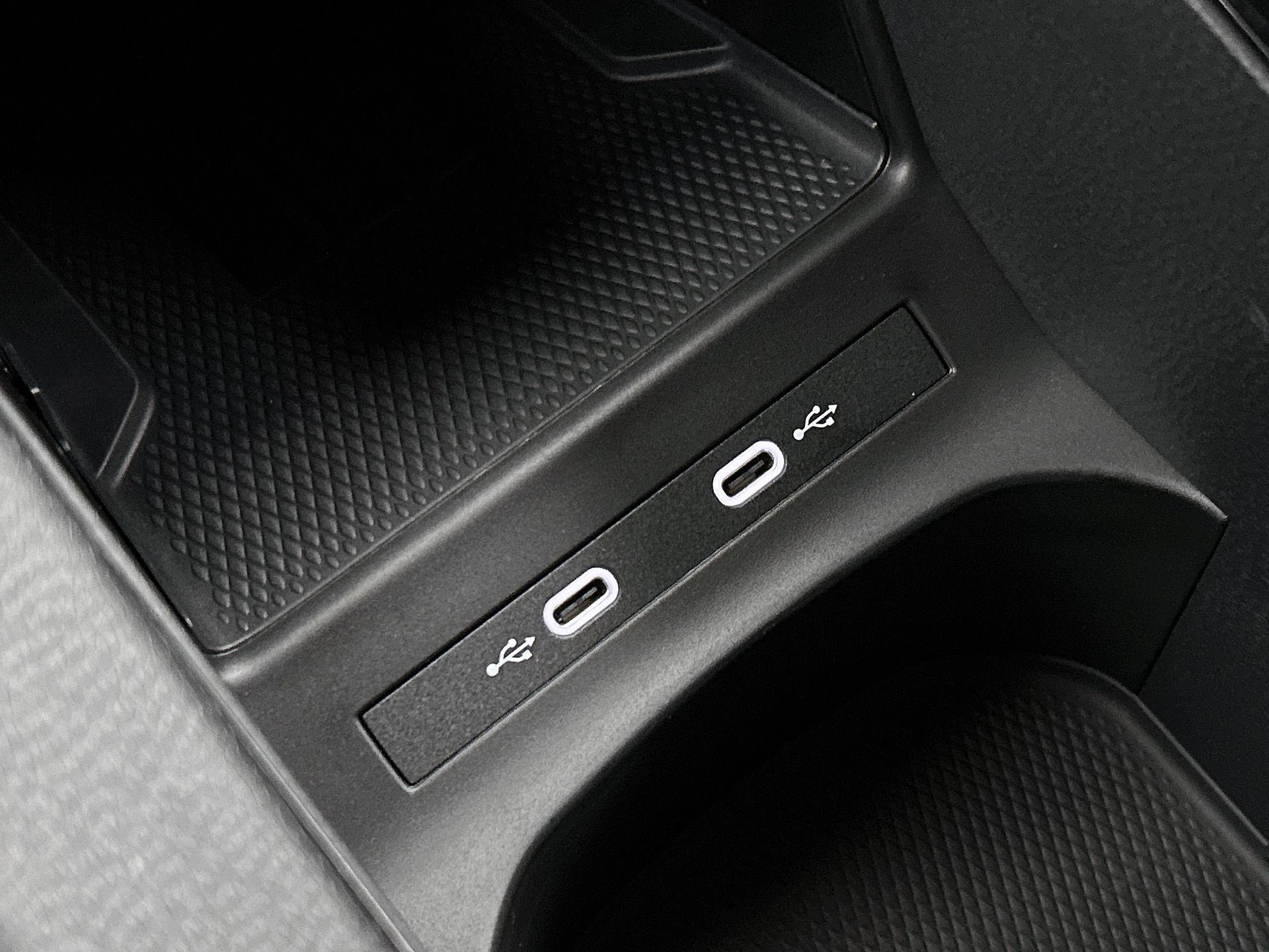 Volkswagen-ID.4-image-43