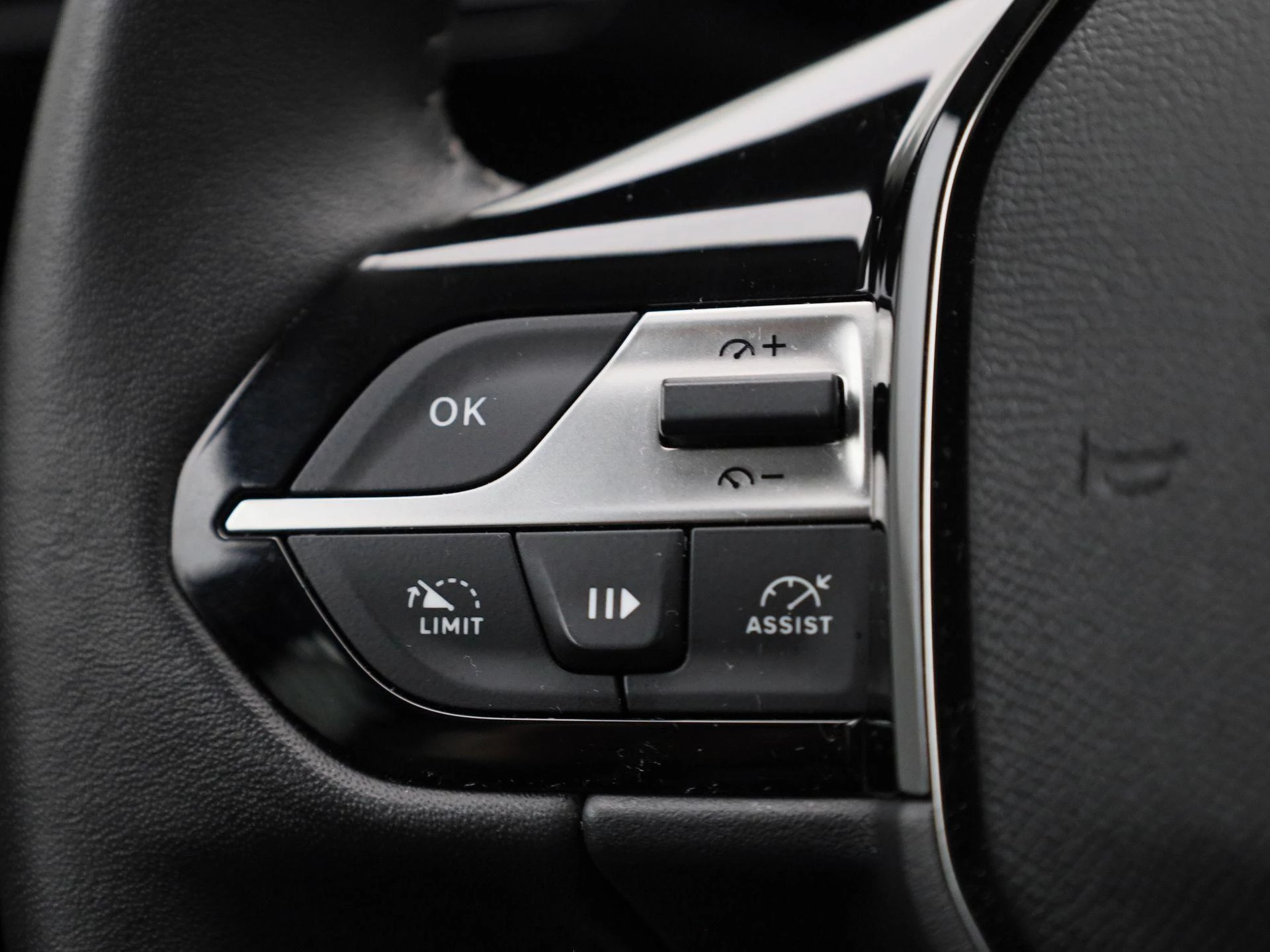 Peugeot-308-image-17