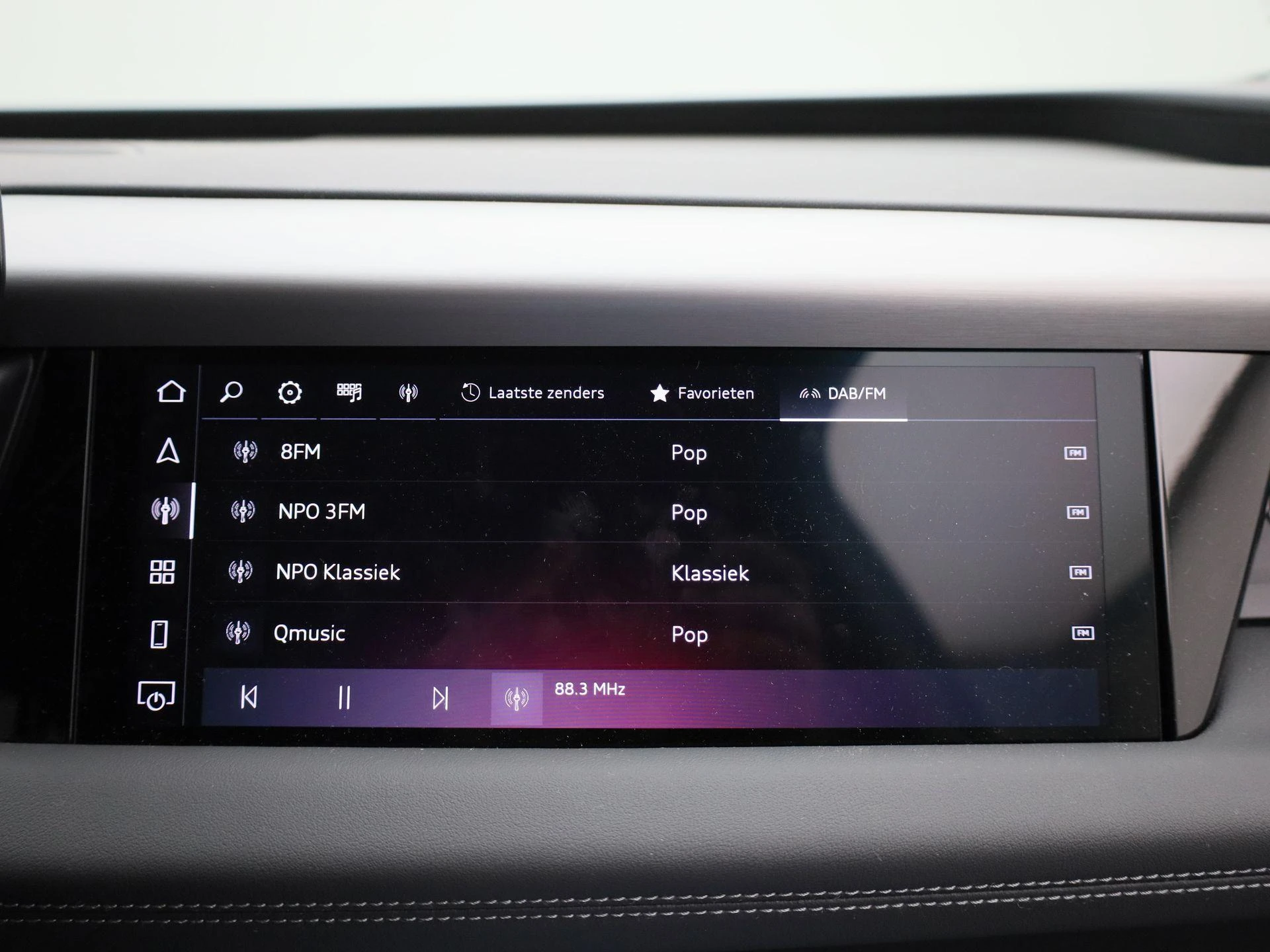 Audi-Q6 e-tron-image-44