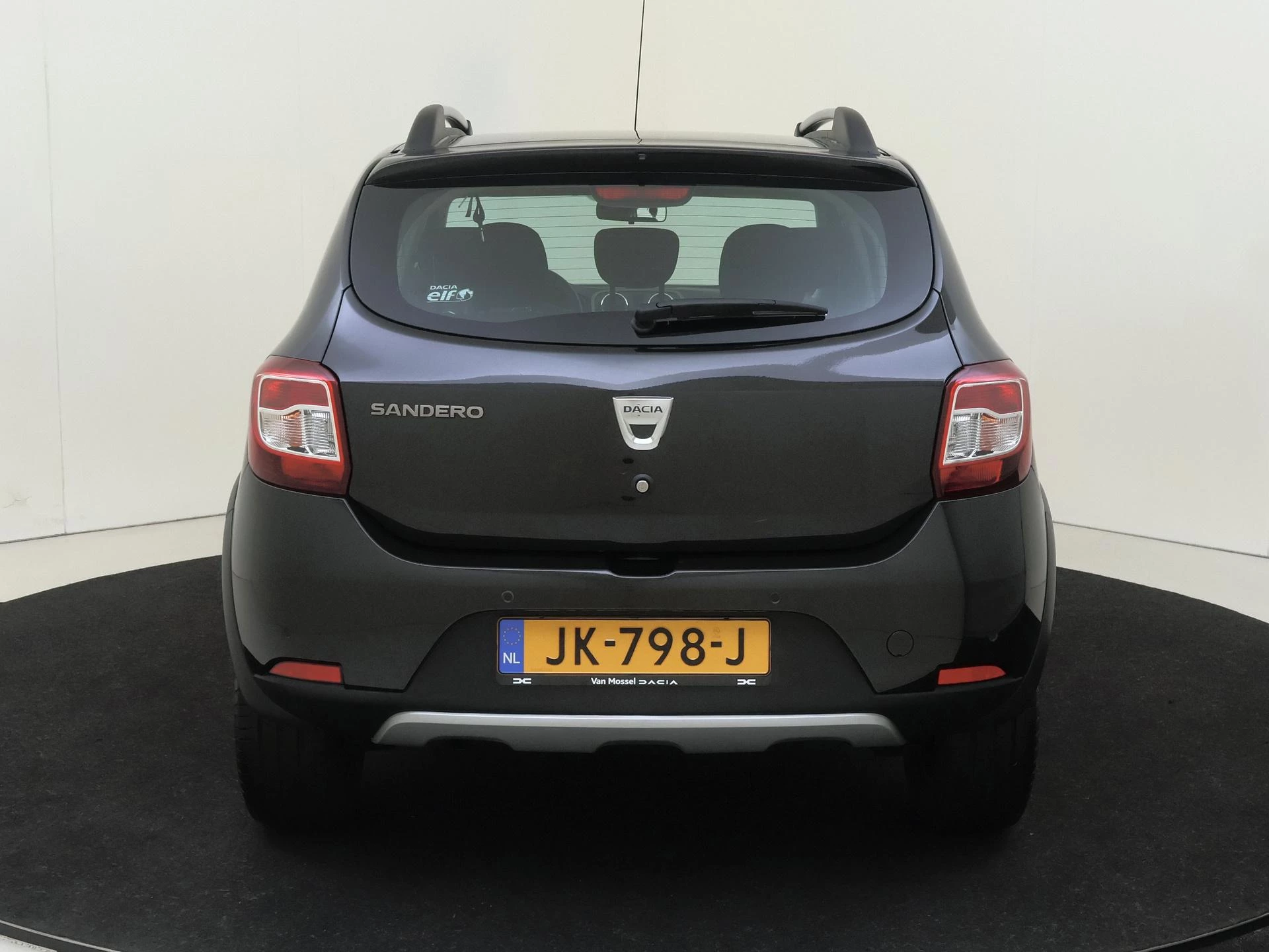 Dacia-Sandero Stepway-image-6