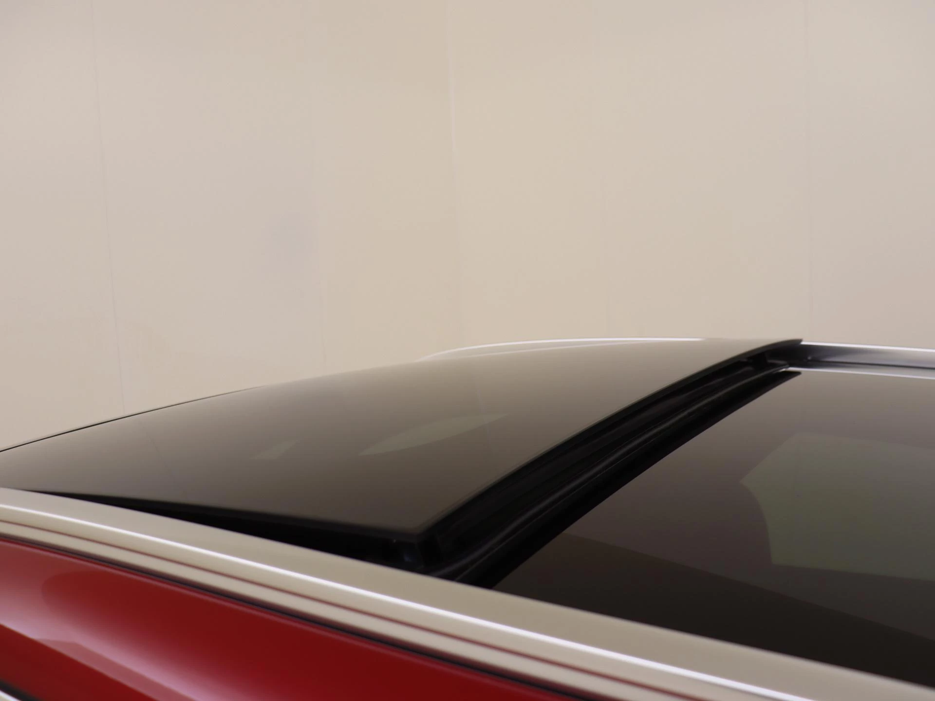 Mercedes-Benz-GLA-image-27