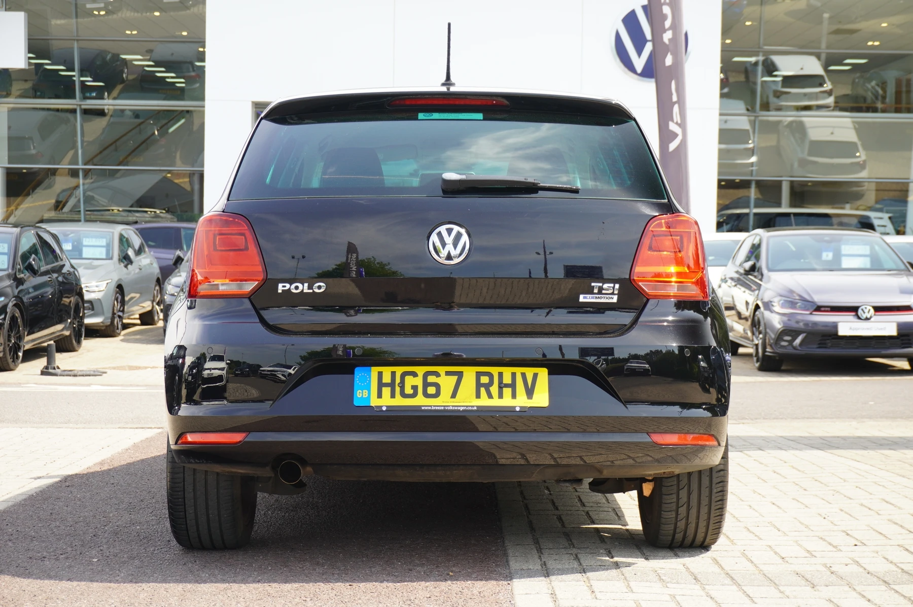 Volkswagen-Polo-image-14