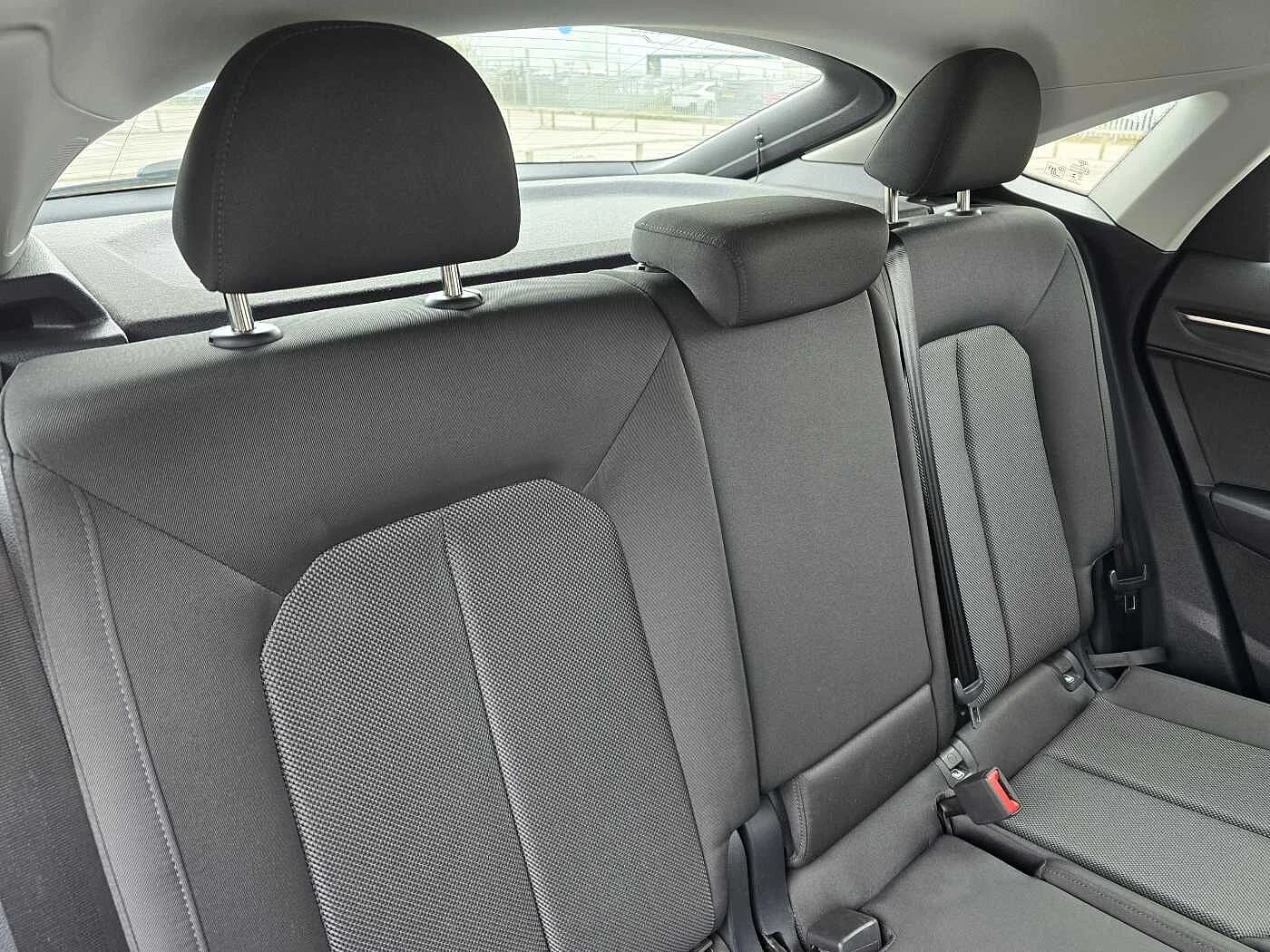 Audi-Q3-image-16