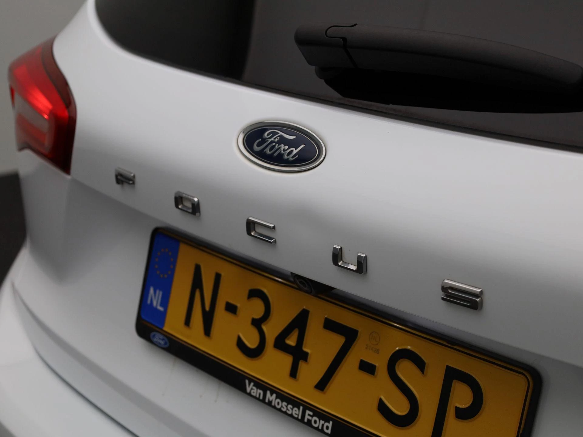 Ford Focus Wagon 1.0 EcoBoost Titanium X Business