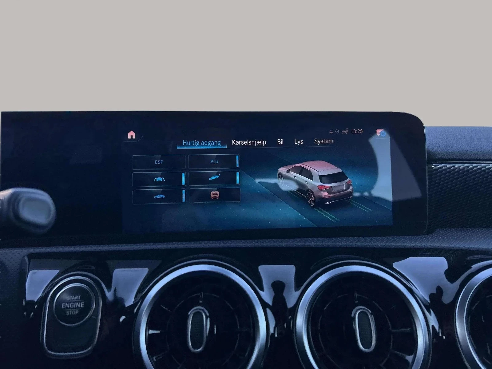 Mercedes-Benz-A-Klasse-image-18