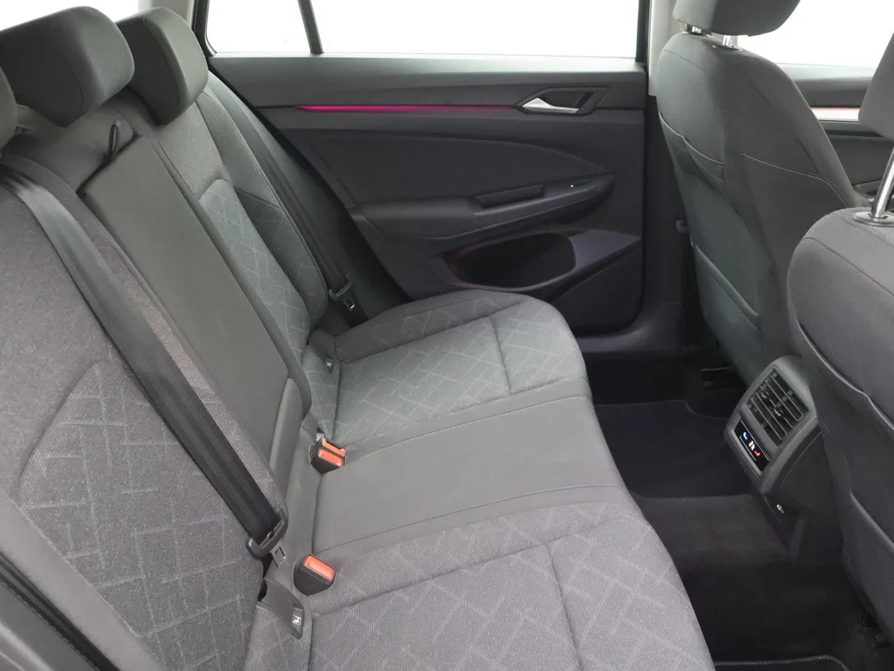 Volkswagen Golf VIII SW Golf Variant Life 1.0TSI 110PK *VIRTUAL COCKPIT*NAVI*KEYLESS GO*PDC*APP-CONNECT*...*
