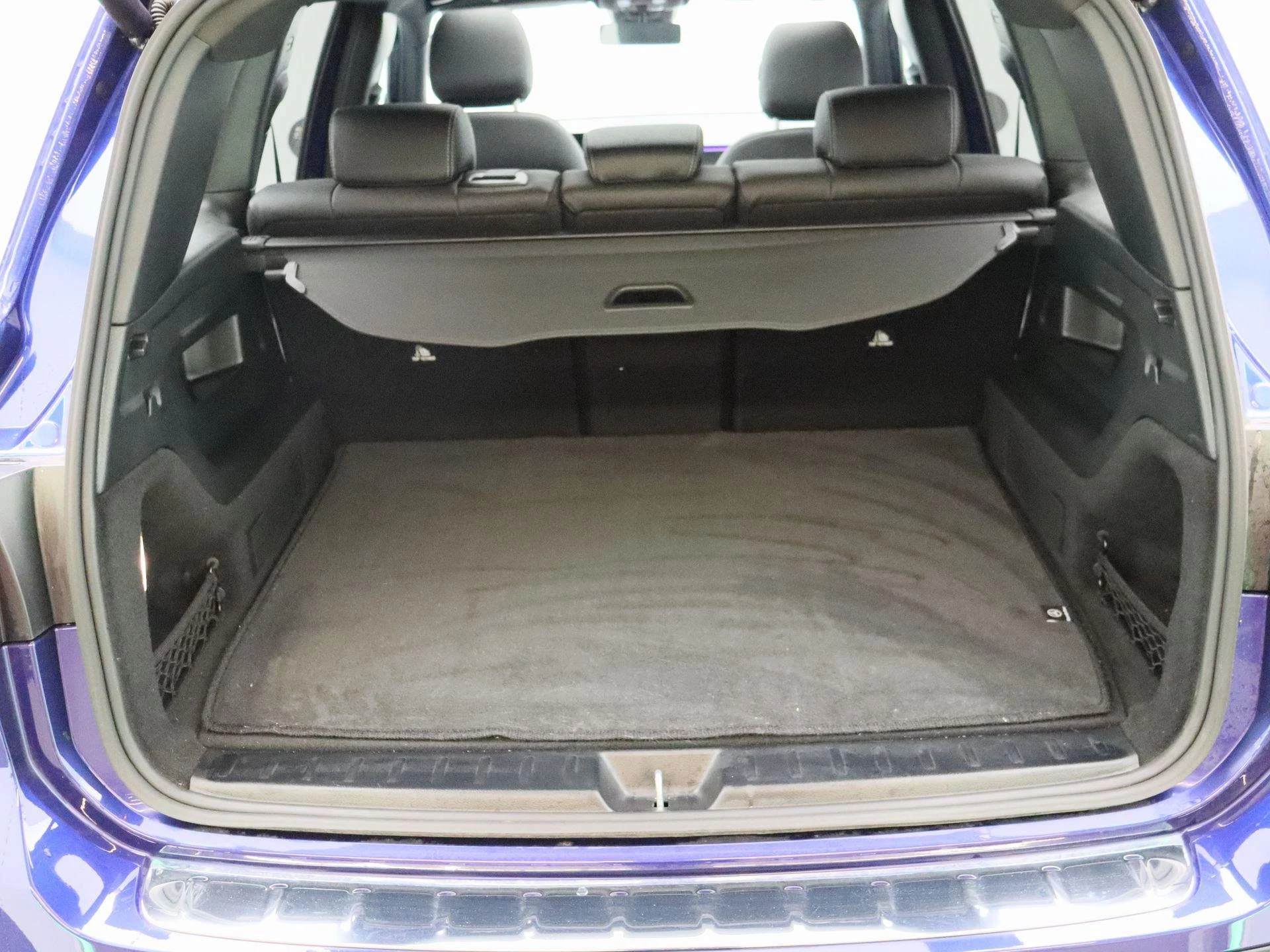 Mercedes-Benz GLB 180 AMG Line + LEDER + PANORAMISCH DAK + MULTIBEAM LED + NIGHT