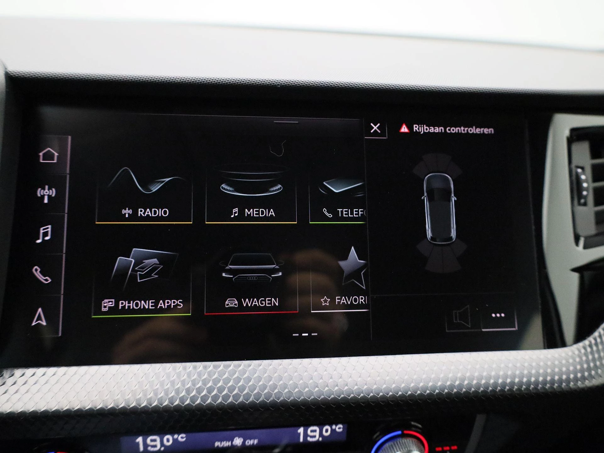 Audi-A1 Sportback-image-13