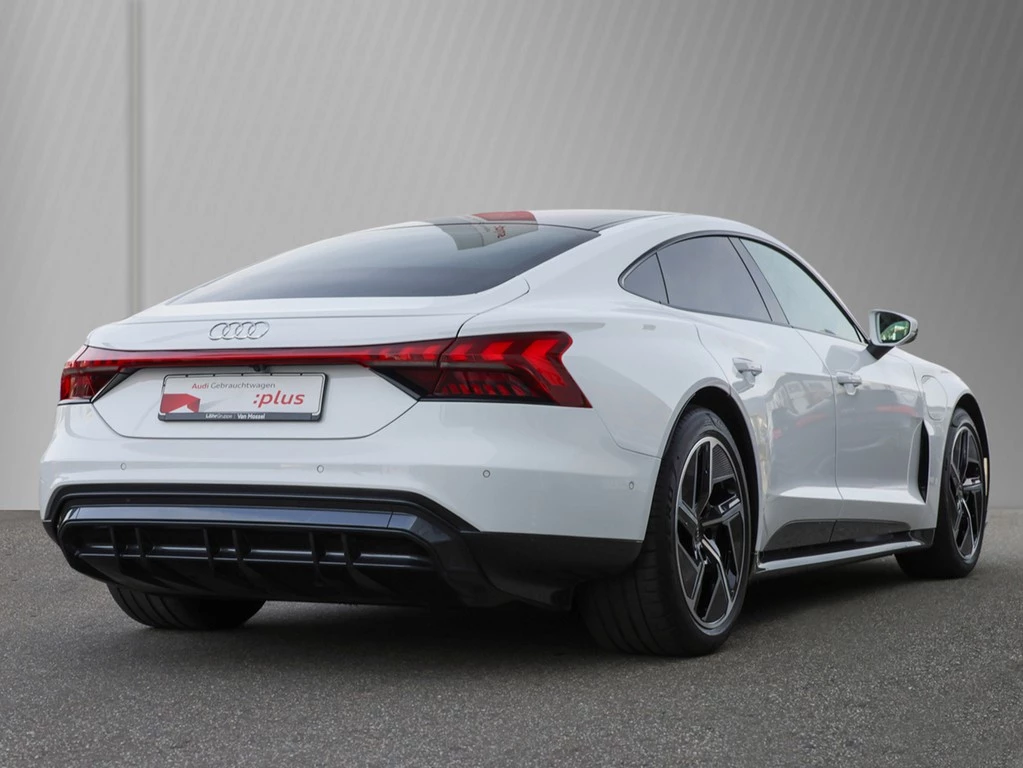 Audi-e-tron GT-image-3