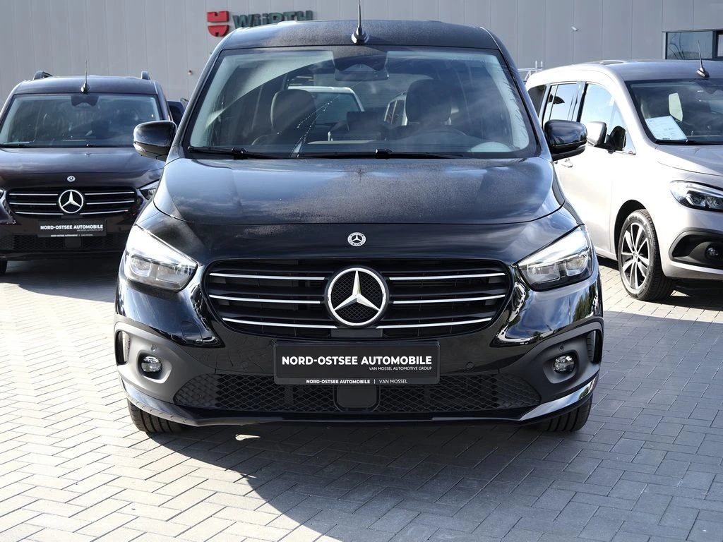 Mercedes-Benz-T-Klasse 180-image-3