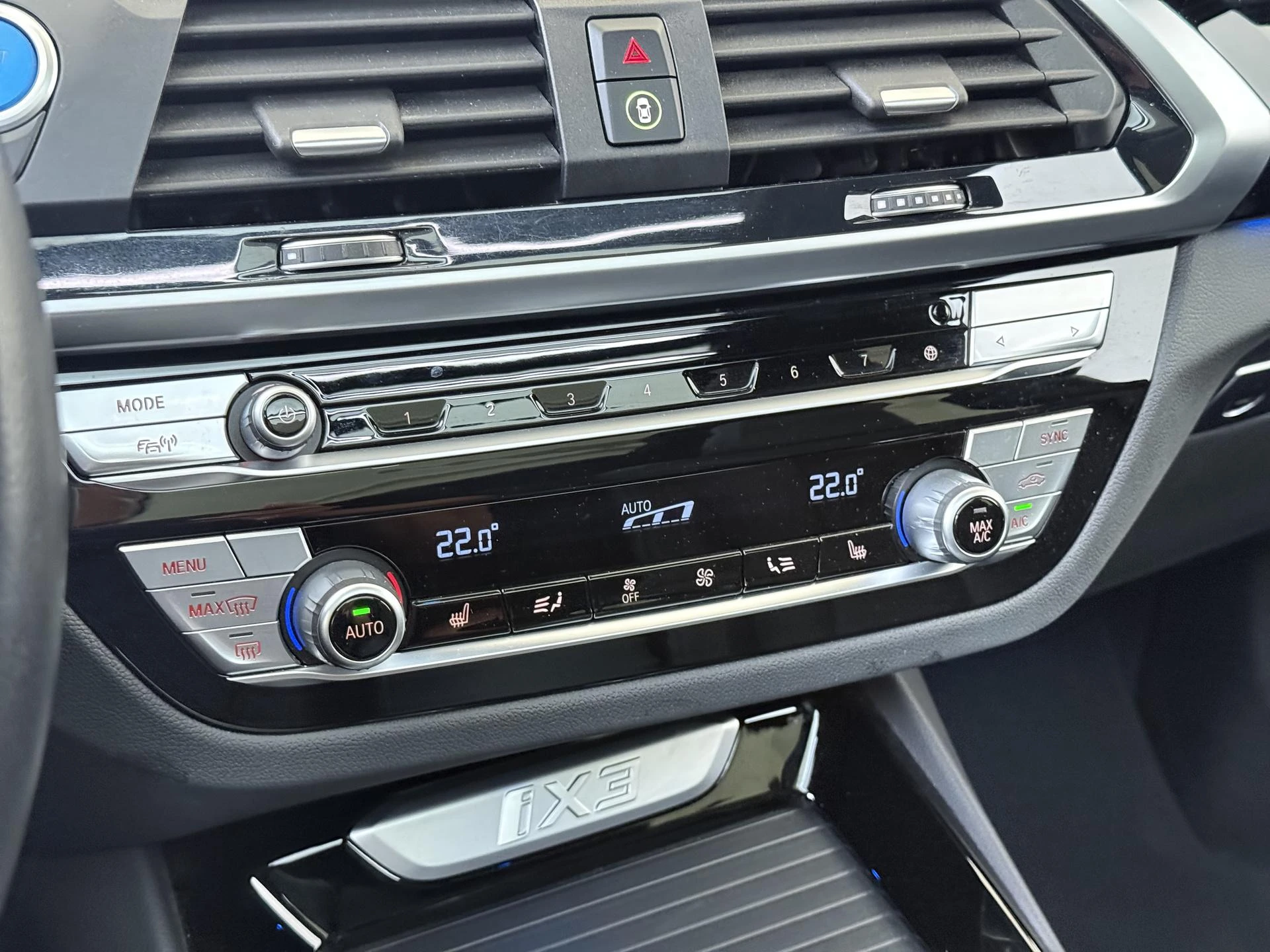 BMW-iX3-image-18