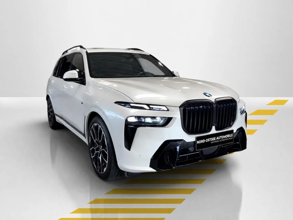 BMW-X7-image-16