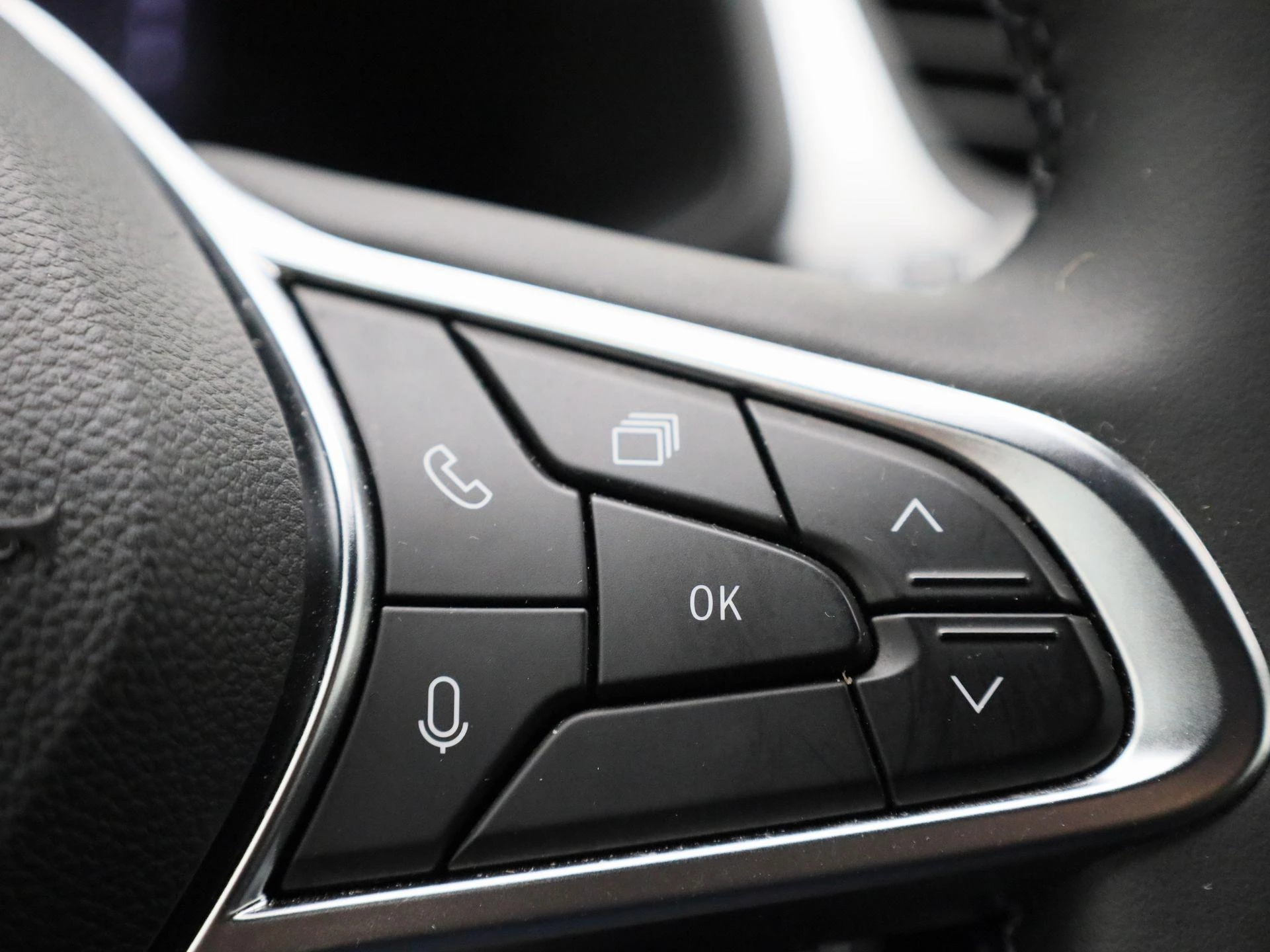 Renault-Captur-image-24