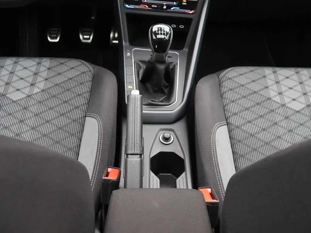 Volkswagen-Taigo-image-14