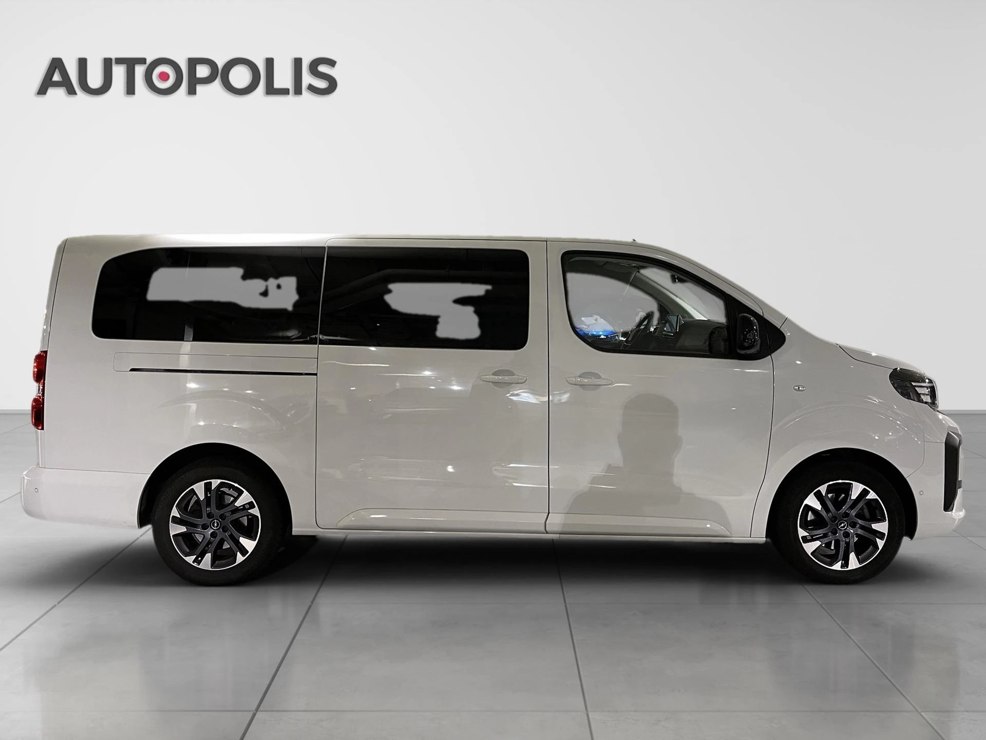 Opel-Zafira Life-image-15