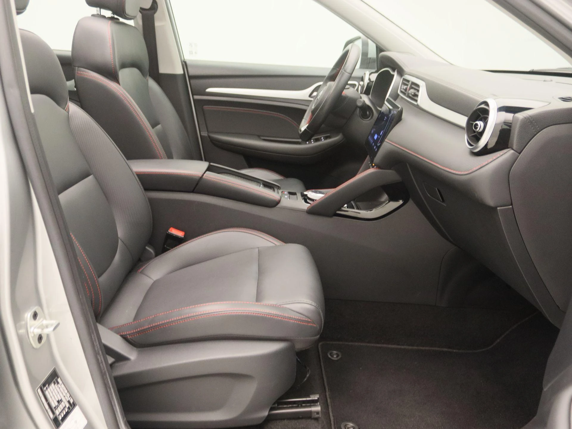 MG-ZS EV-image-23