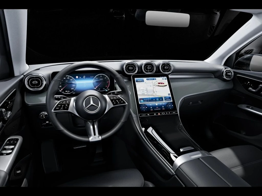 Mercedes-Benz-GLC 220 d-image-9