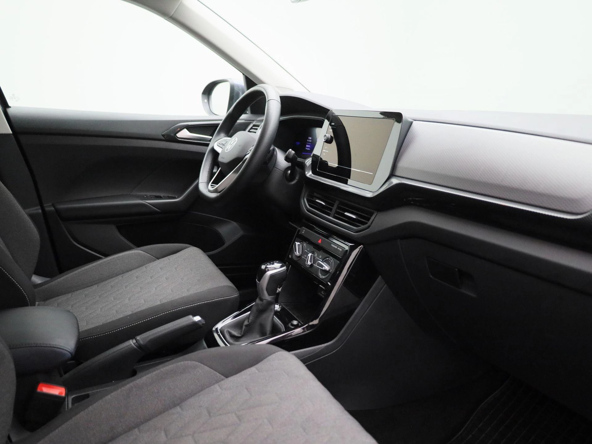 Volkswagen-T-Cross-image-27