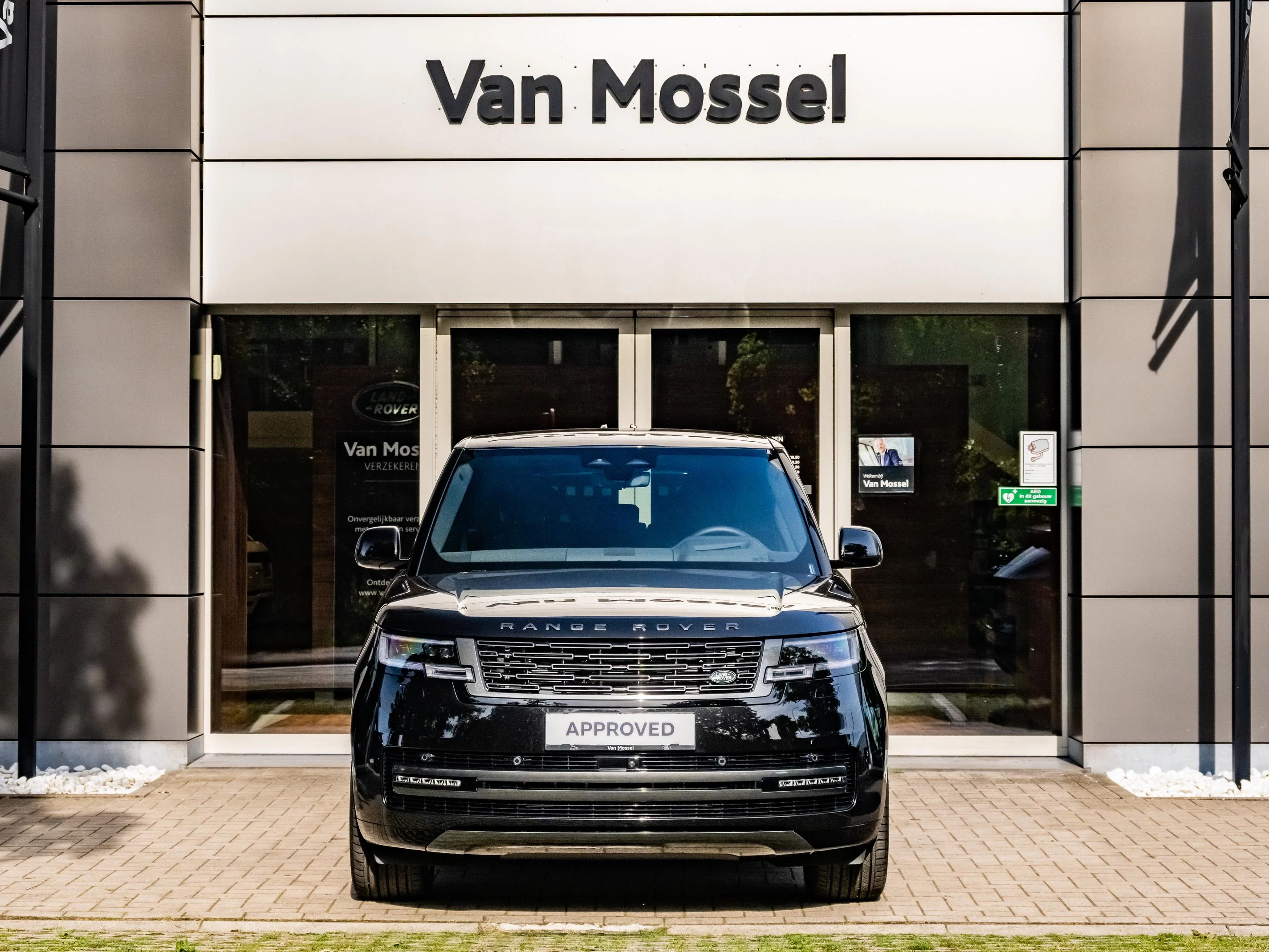 Land Rover Range Rover HSE P460e