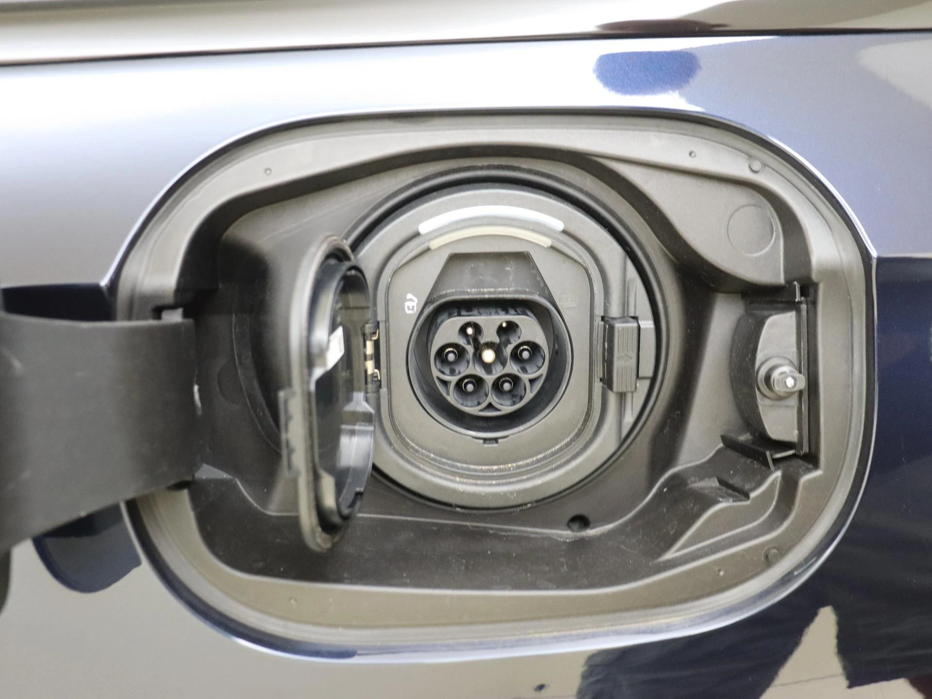 Mercedes-Benz-E-Klasse-image-29