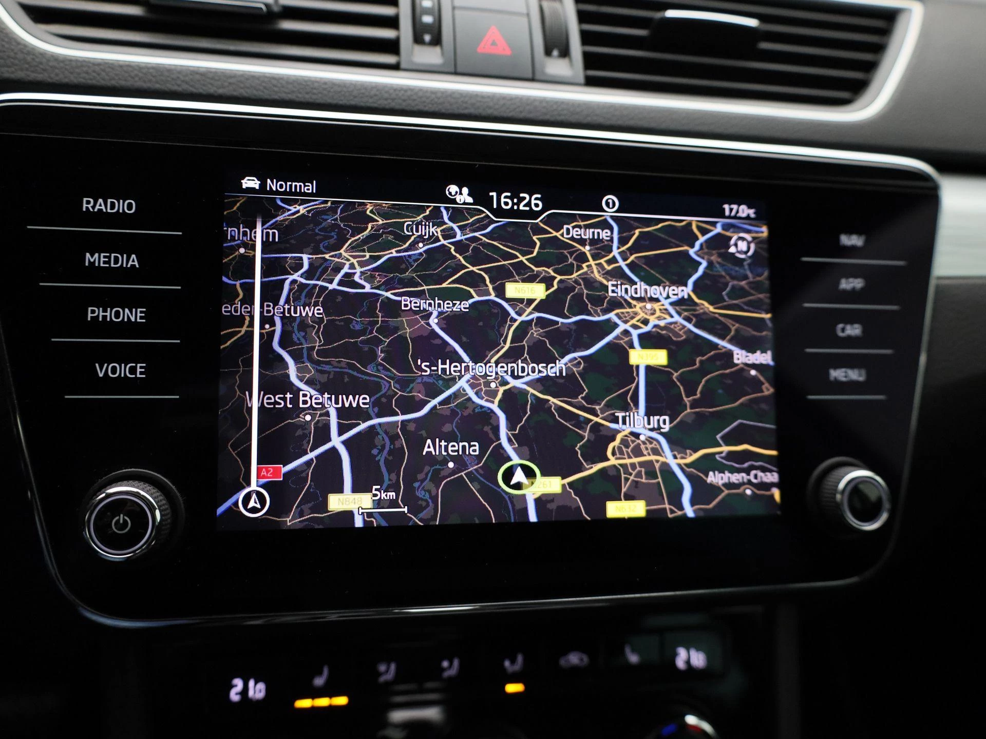 Škoda Superb 1.4 TSI iV Business Edition