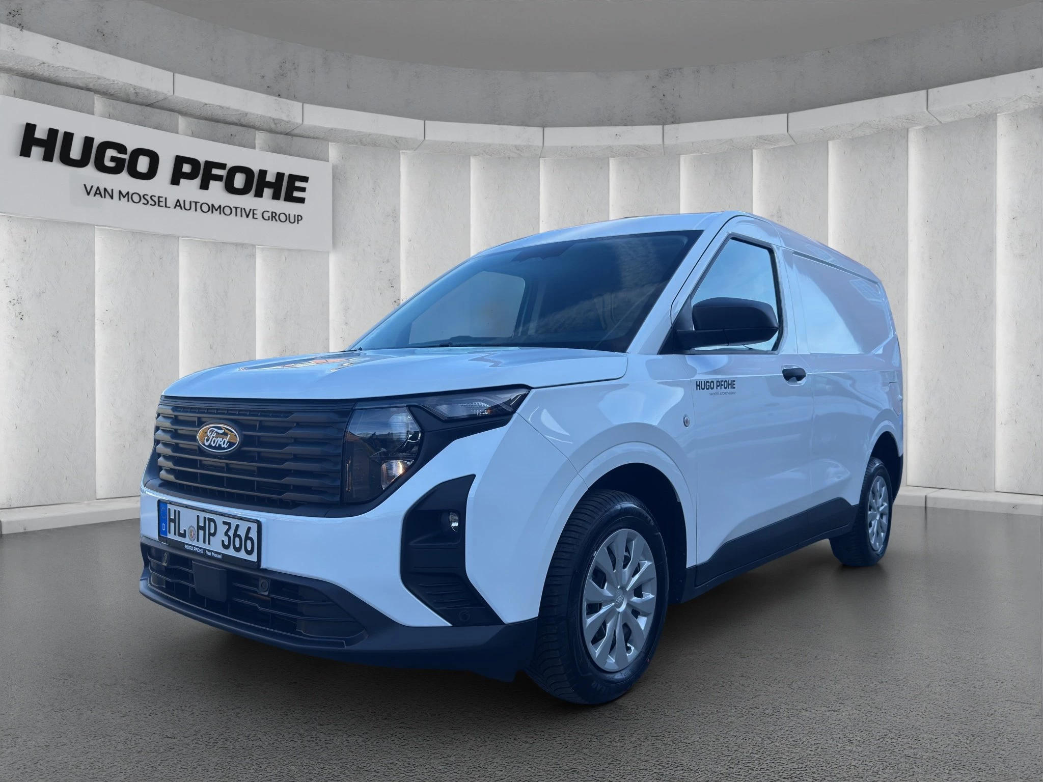 Ford-Transit Courier-image-0