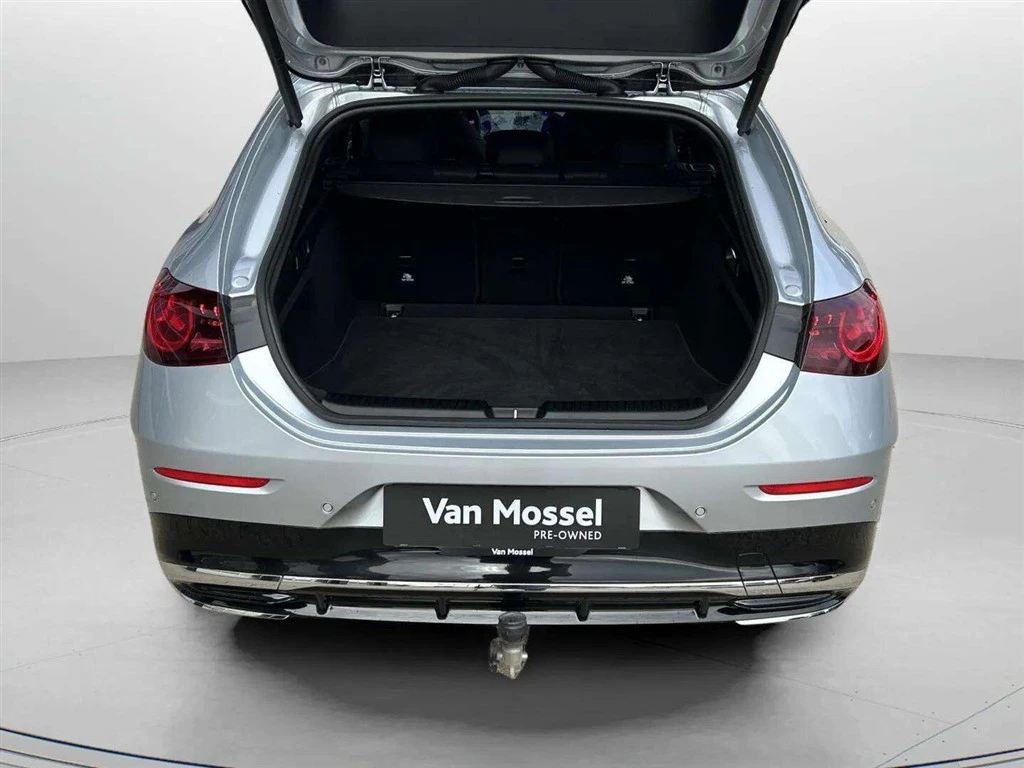 Mercedes-Benz-CLA-image-24