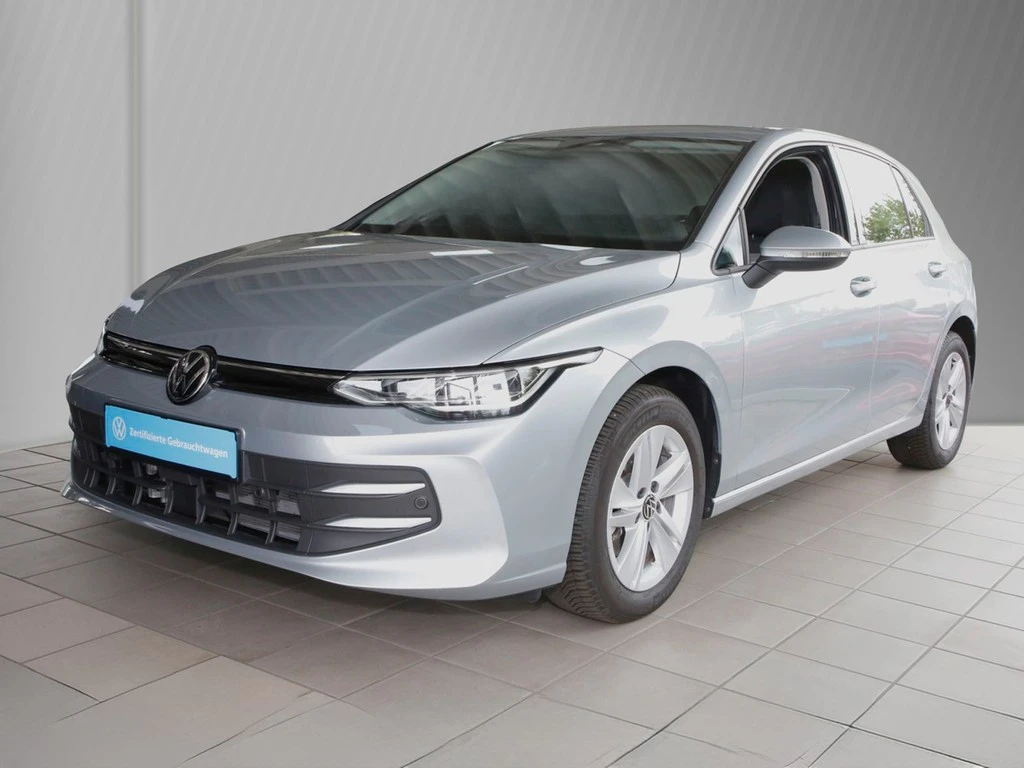 Volkswagen-Golf-image-1