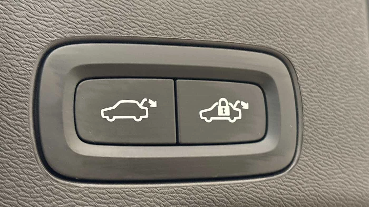 Volvo-XC60-image-18