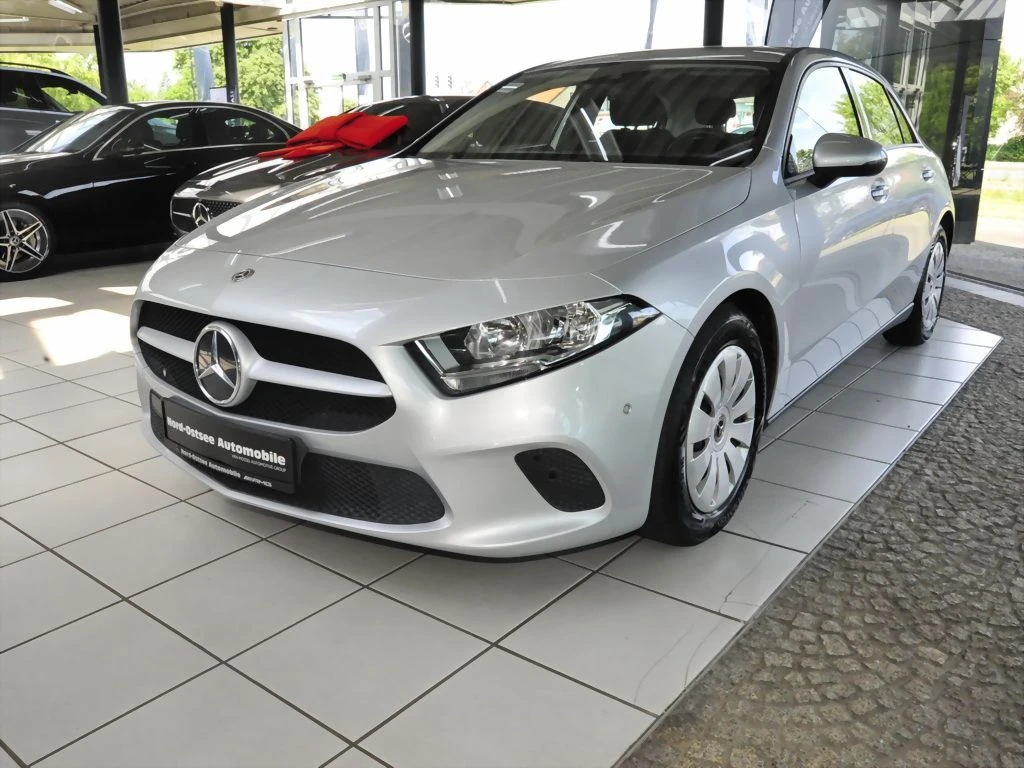 Mercedes-Benz-A-Klasse 180 d-image-6