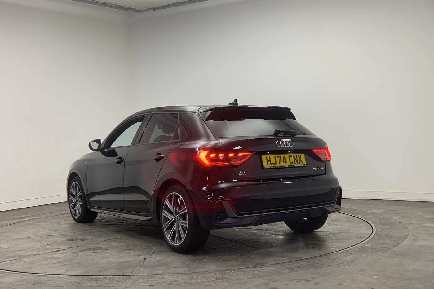 Audi-A1 Sportback-image-2