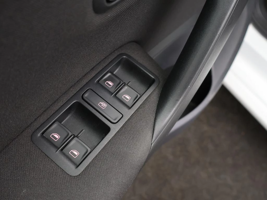 Volkswagen Polo Polo 1.2TSI Comfortline 90PK *CRUISE CONTROL*PDC*BLTH*NAVI*DAB RADIO*...*