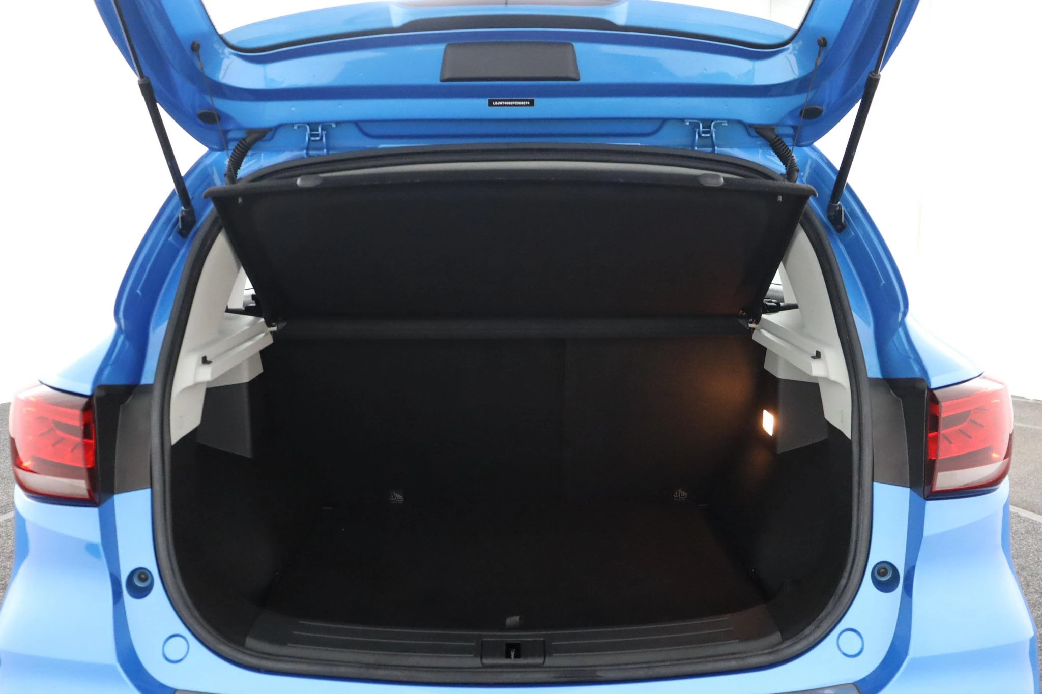 MG ZS EV Long Range Luxury 70 kWh