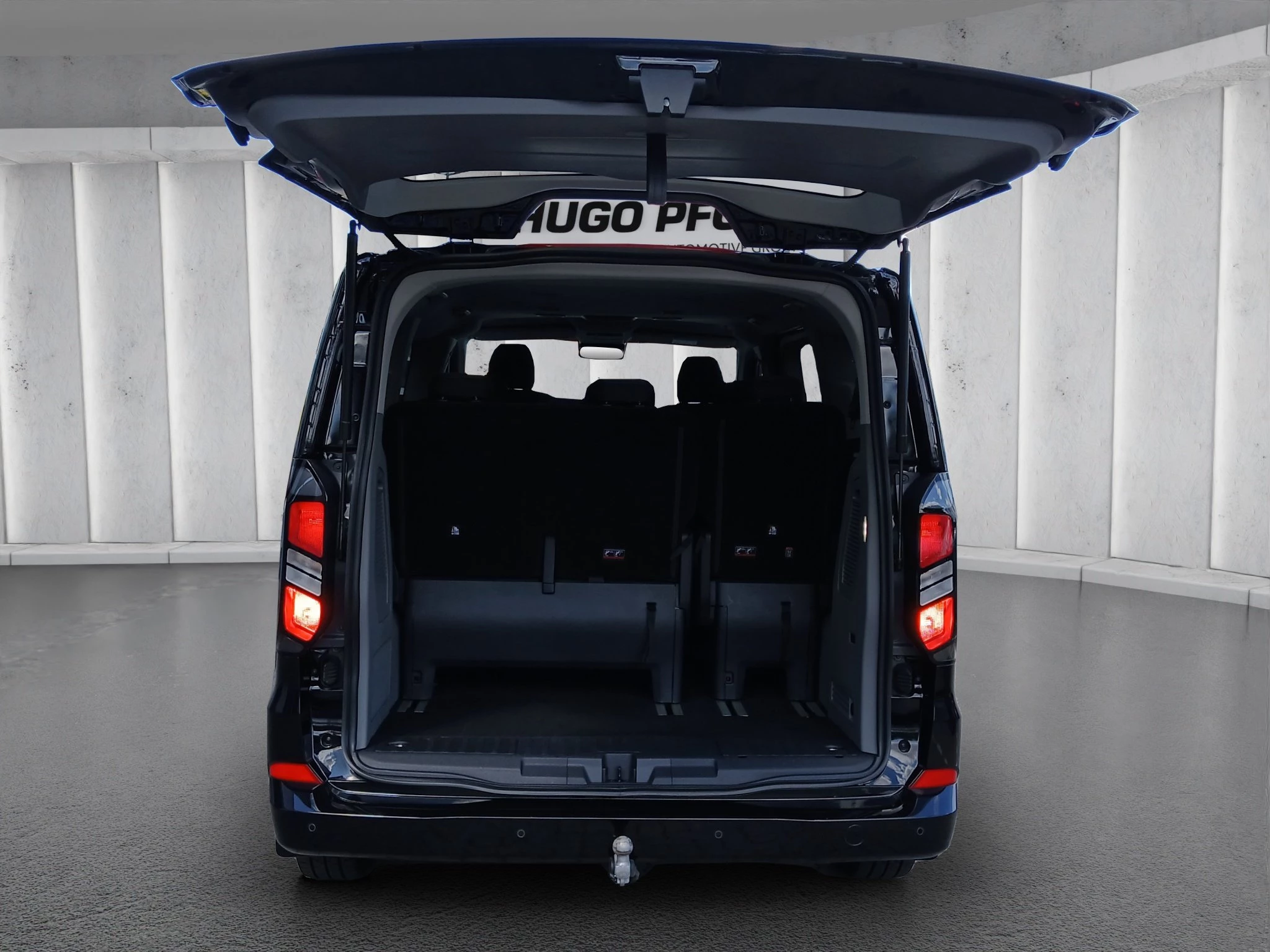 Ford-Tourneo Custom-image-17