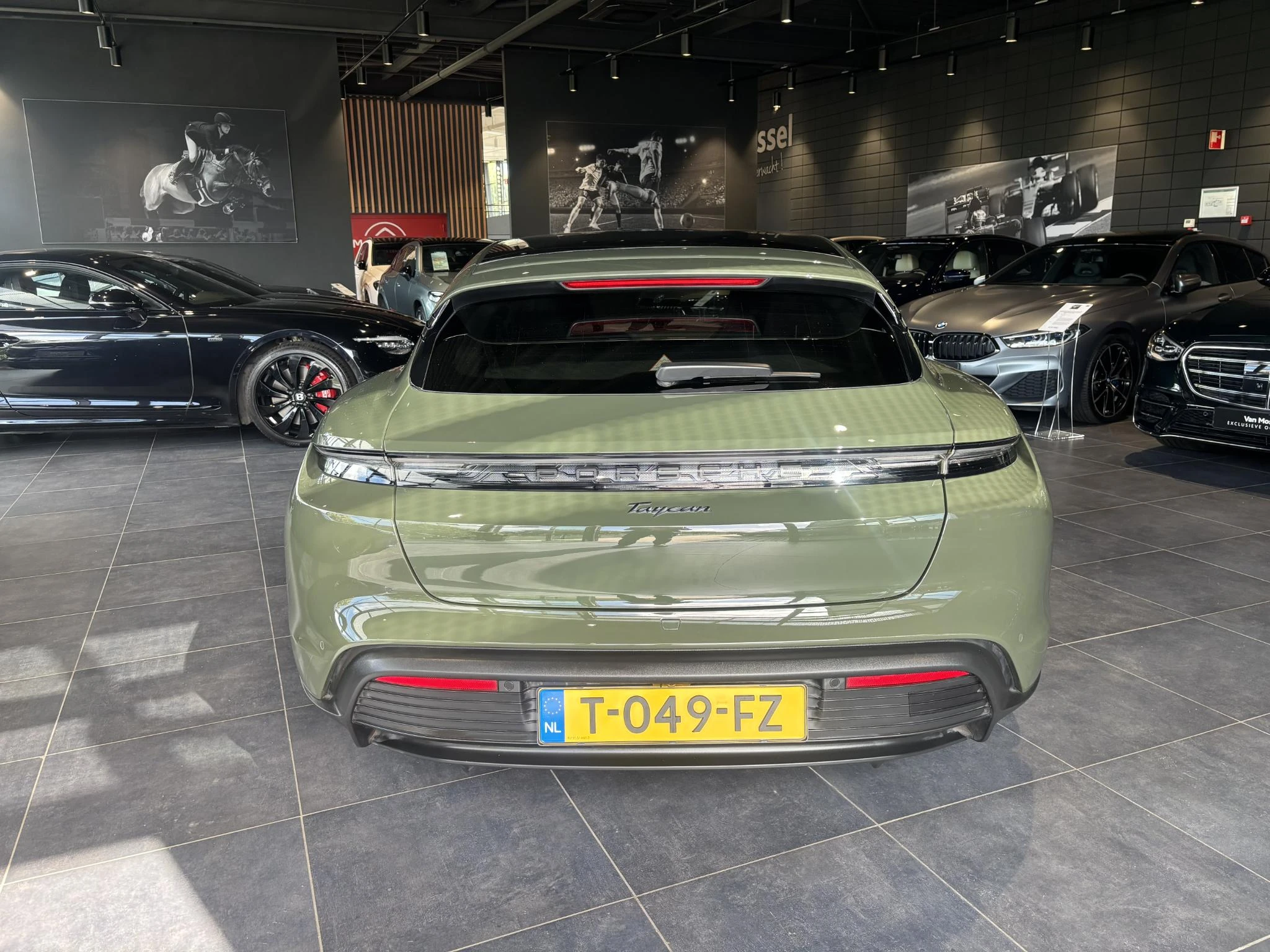 Porsche-Taycan-image-5